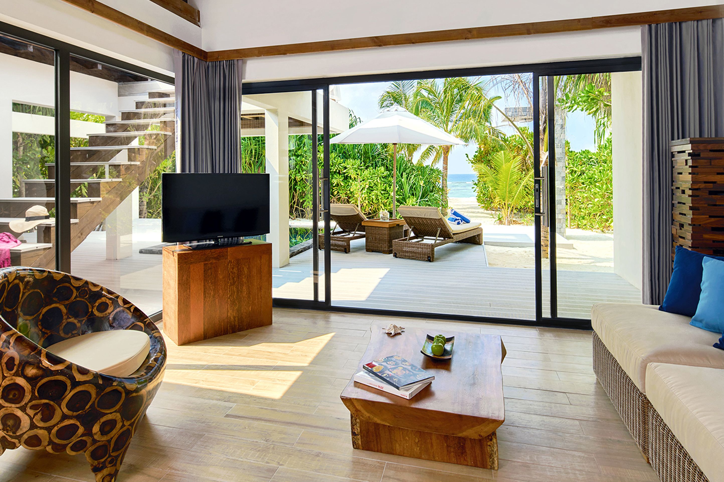 Kuredhivaru Resort and Spa Maldives