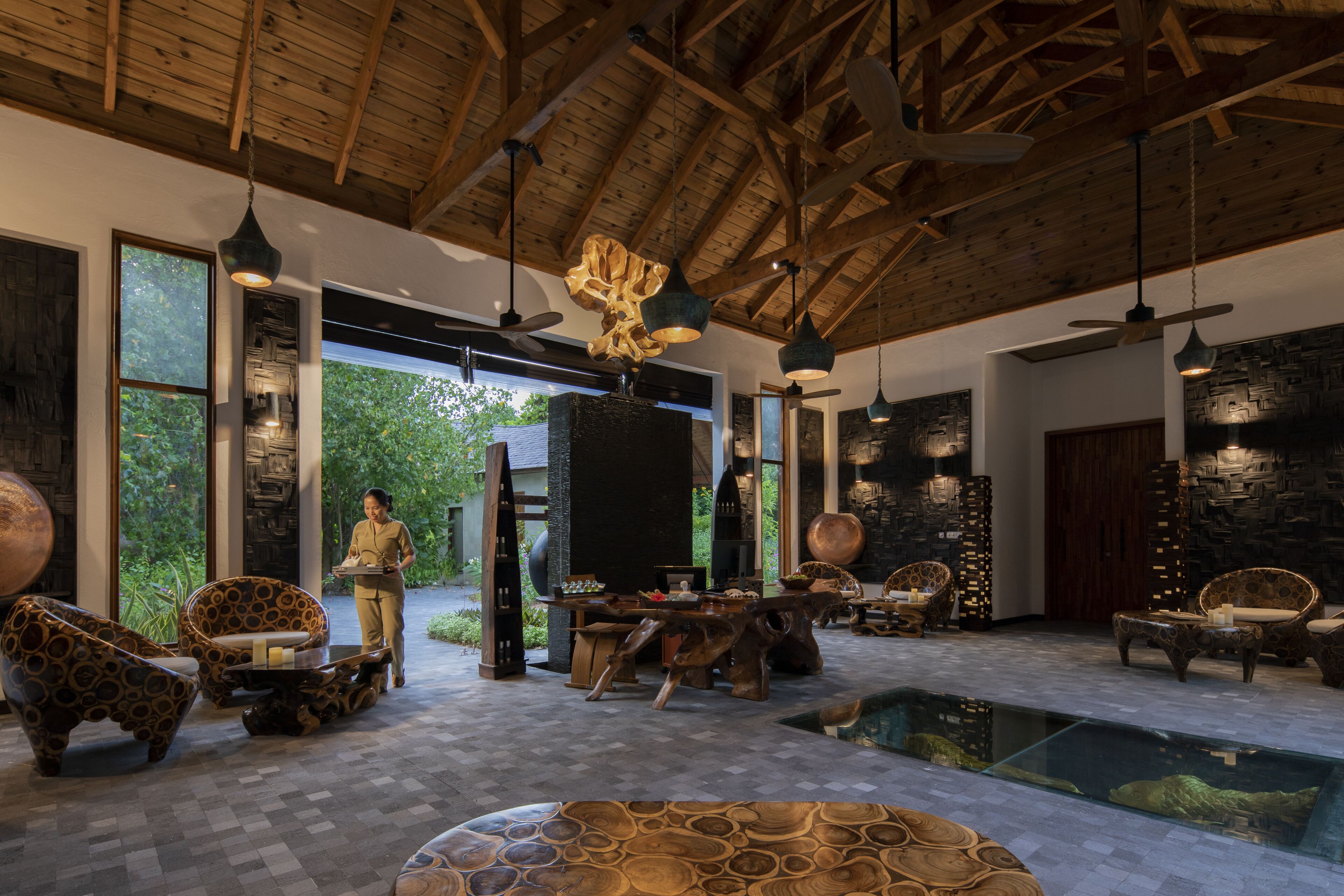 Kuredhivaru Resort and Spa Maldives