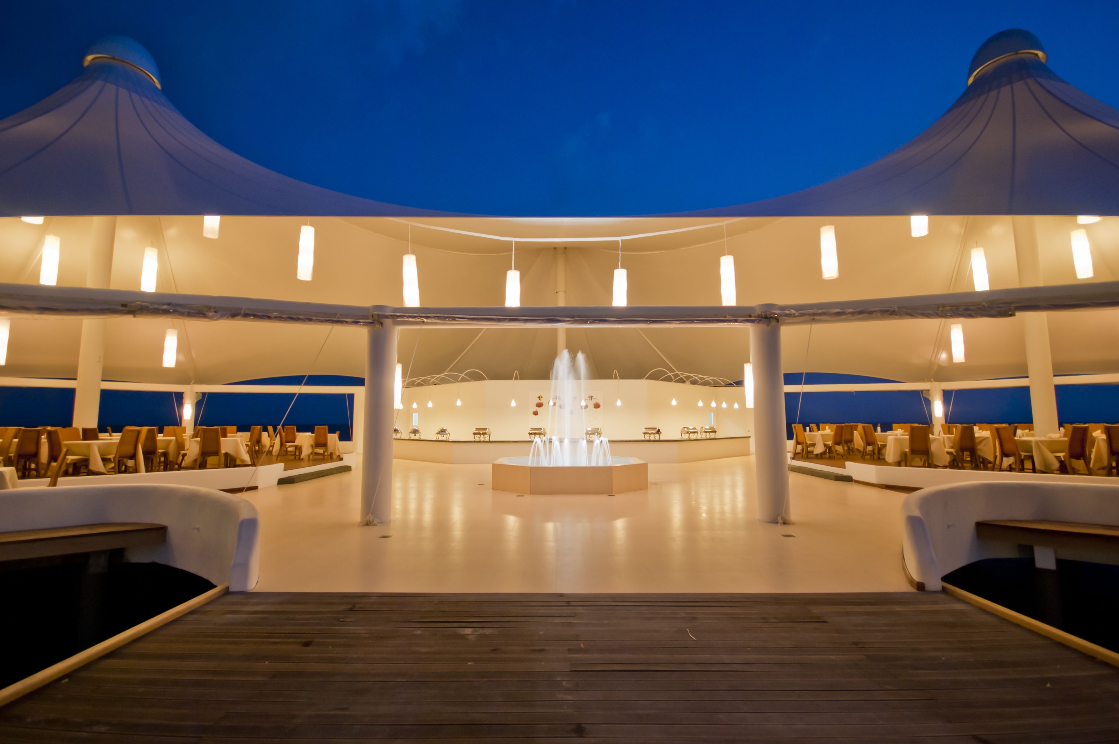 Safari Island Resort & Spa
