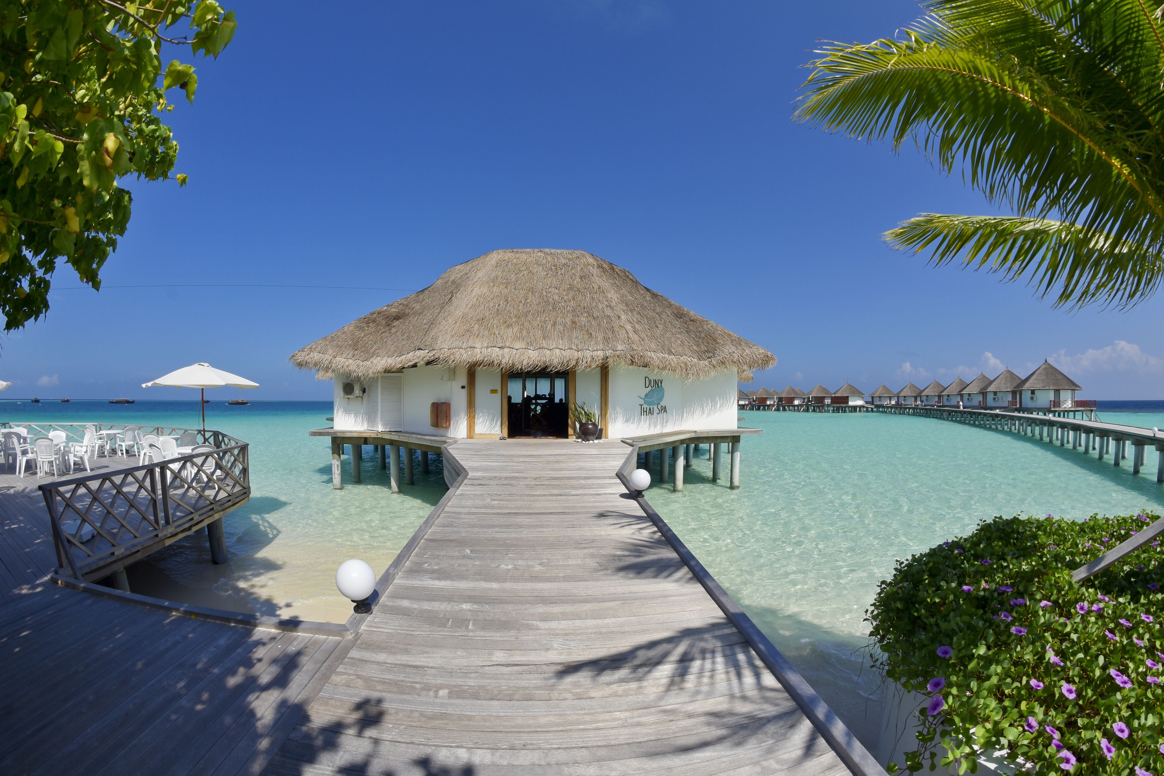 Safari Island Resort & Spa