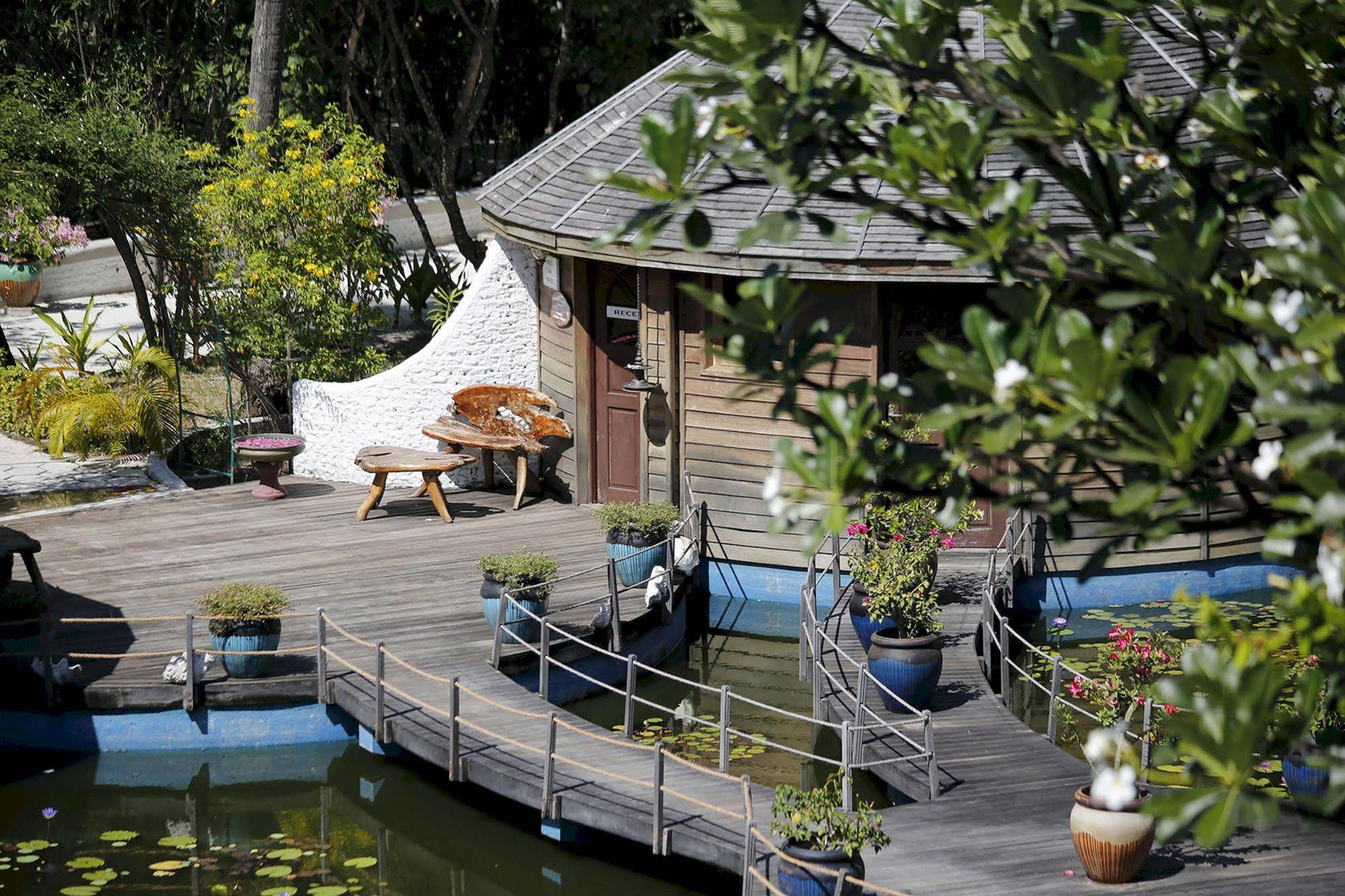 Nika Island Resort