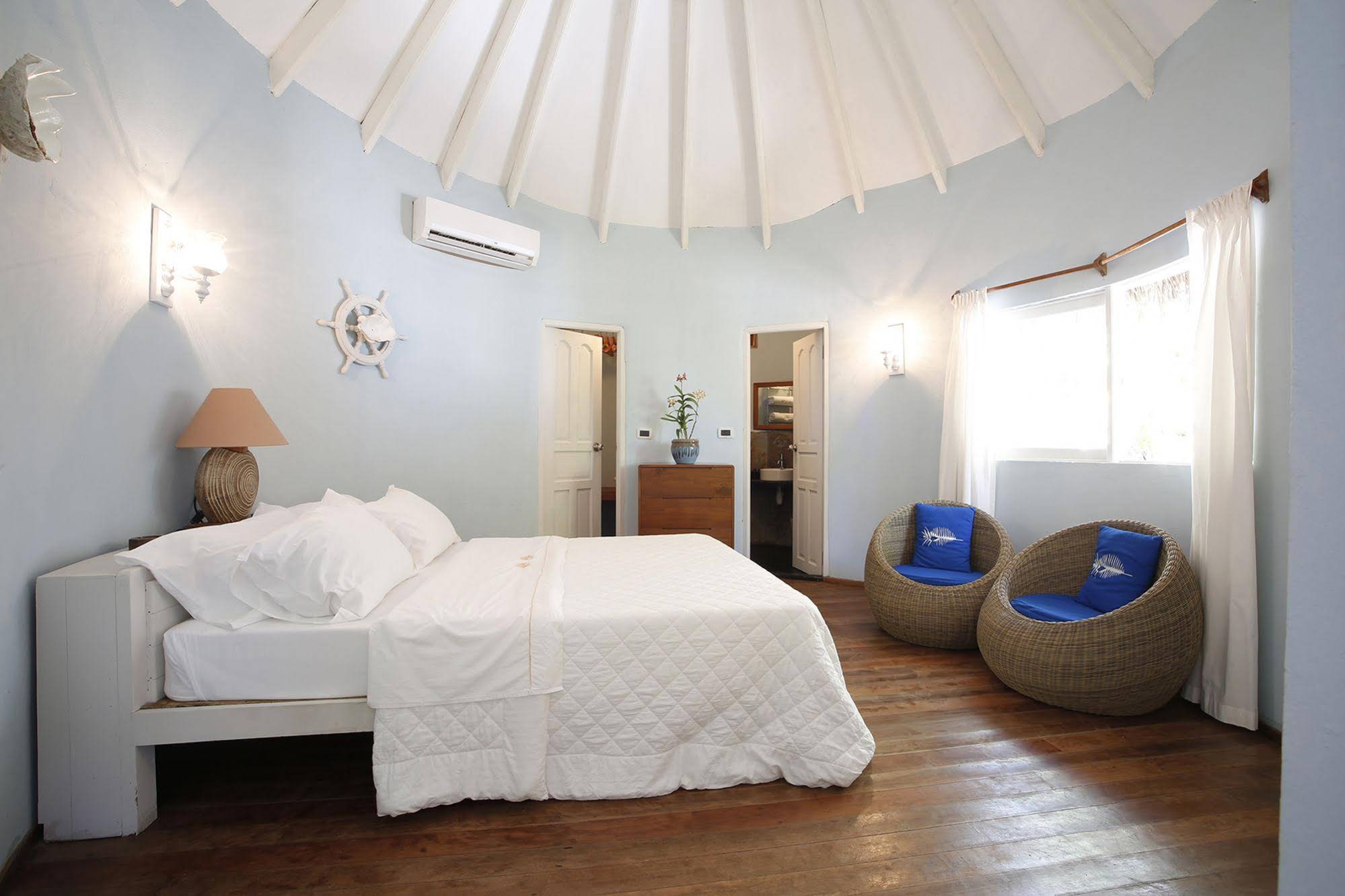 Nika Island Resort