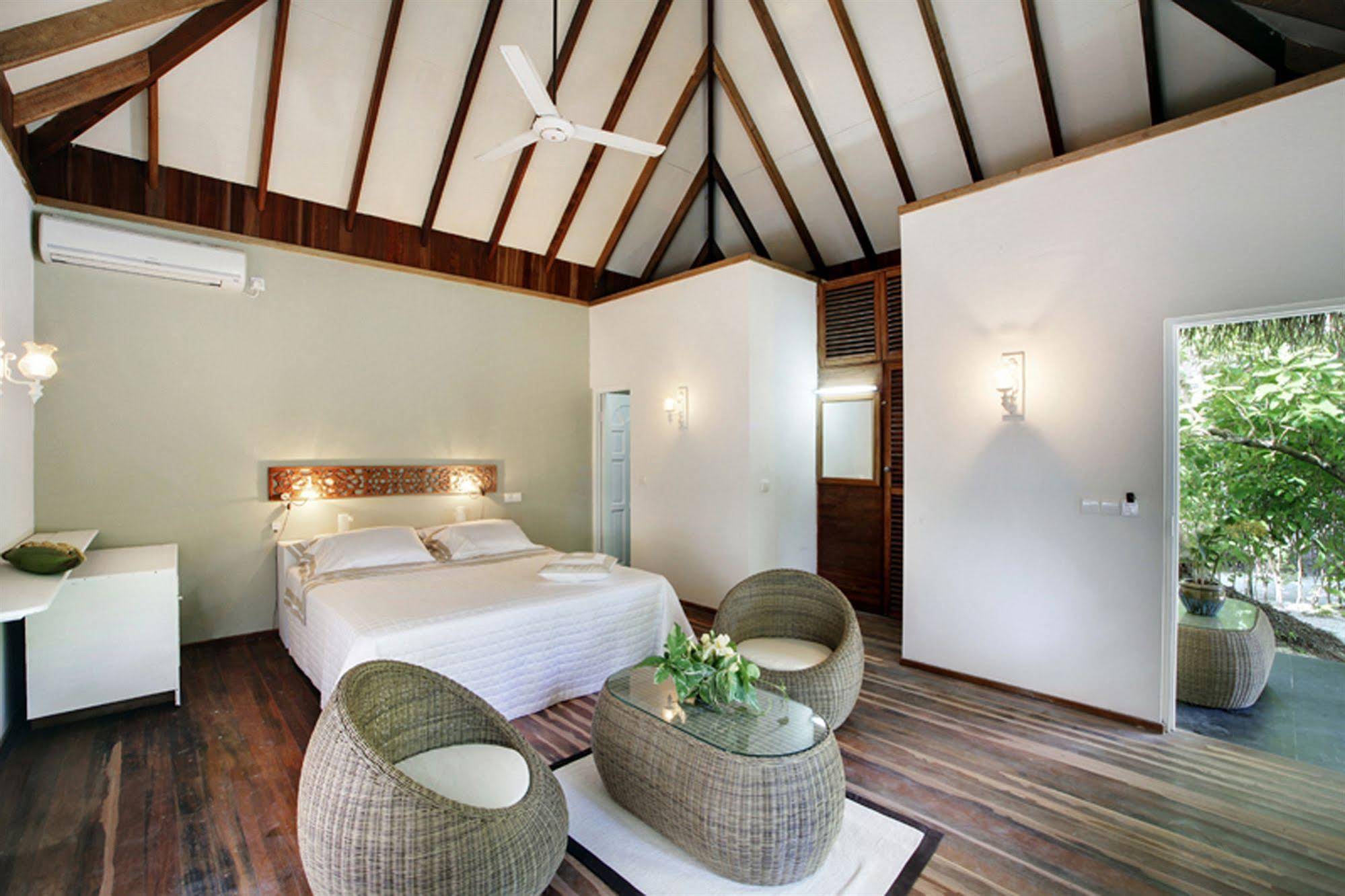 Nika Island Resort