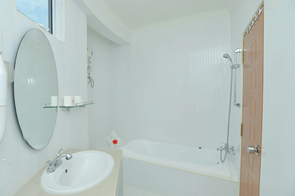 Rasdhoo Grand & Spa