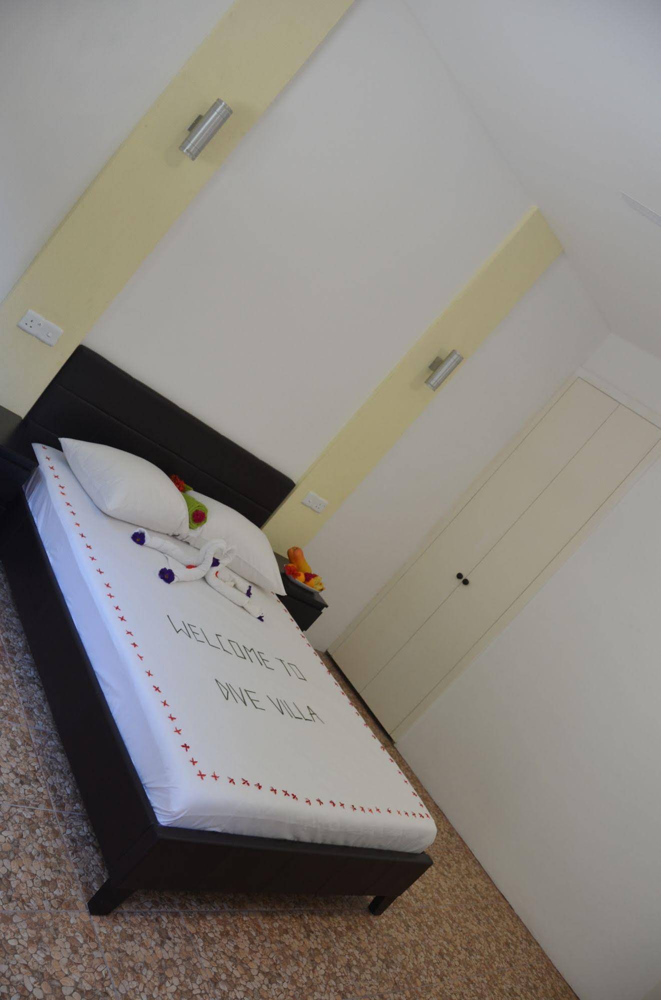 Dive Villa Thoddoo