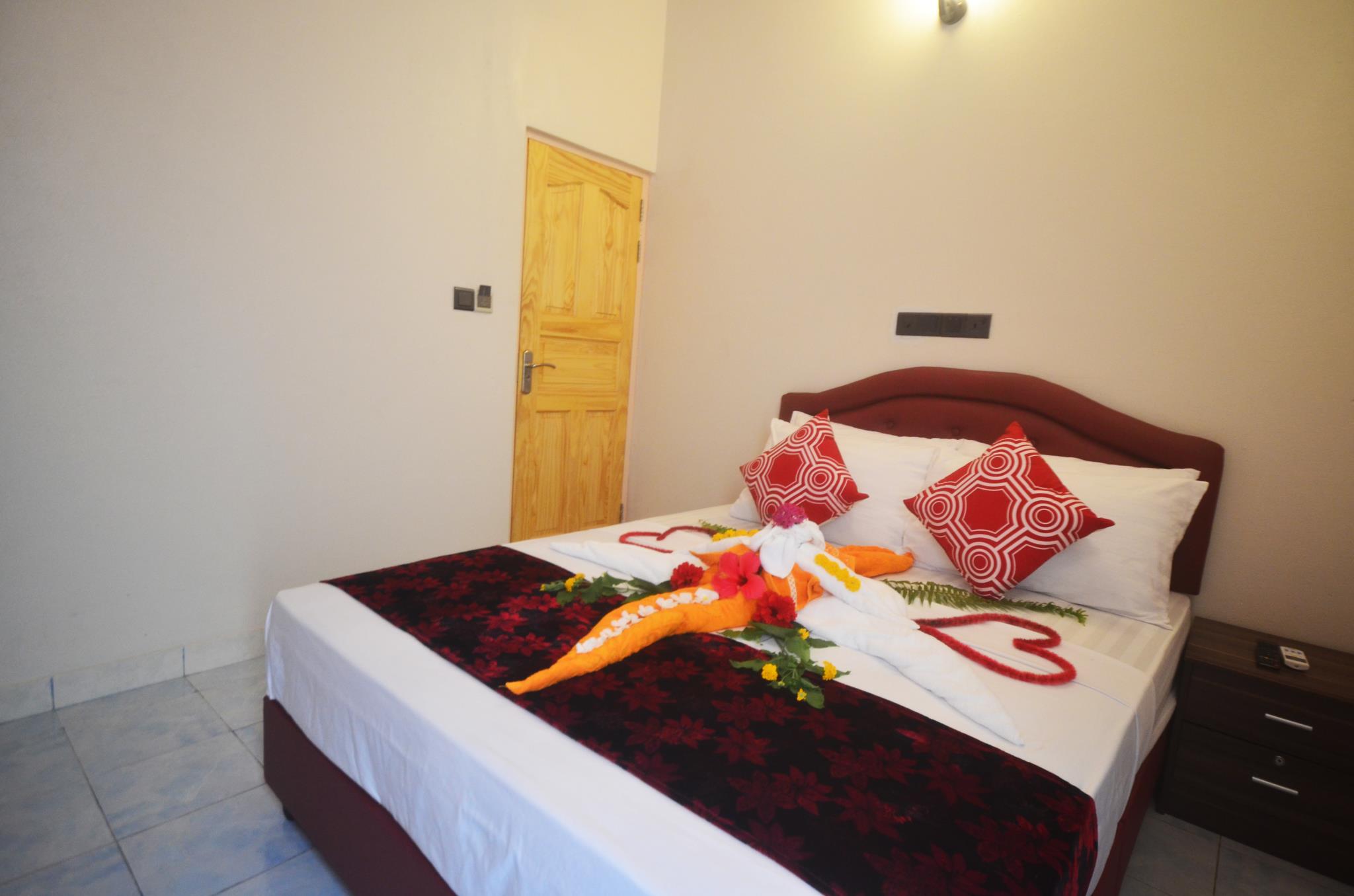 Evila Inn Thoddoo