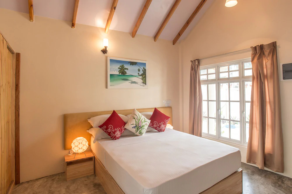 Thoddoo Retreat