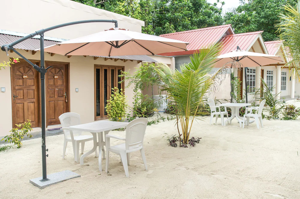 Thoddoo Retreat