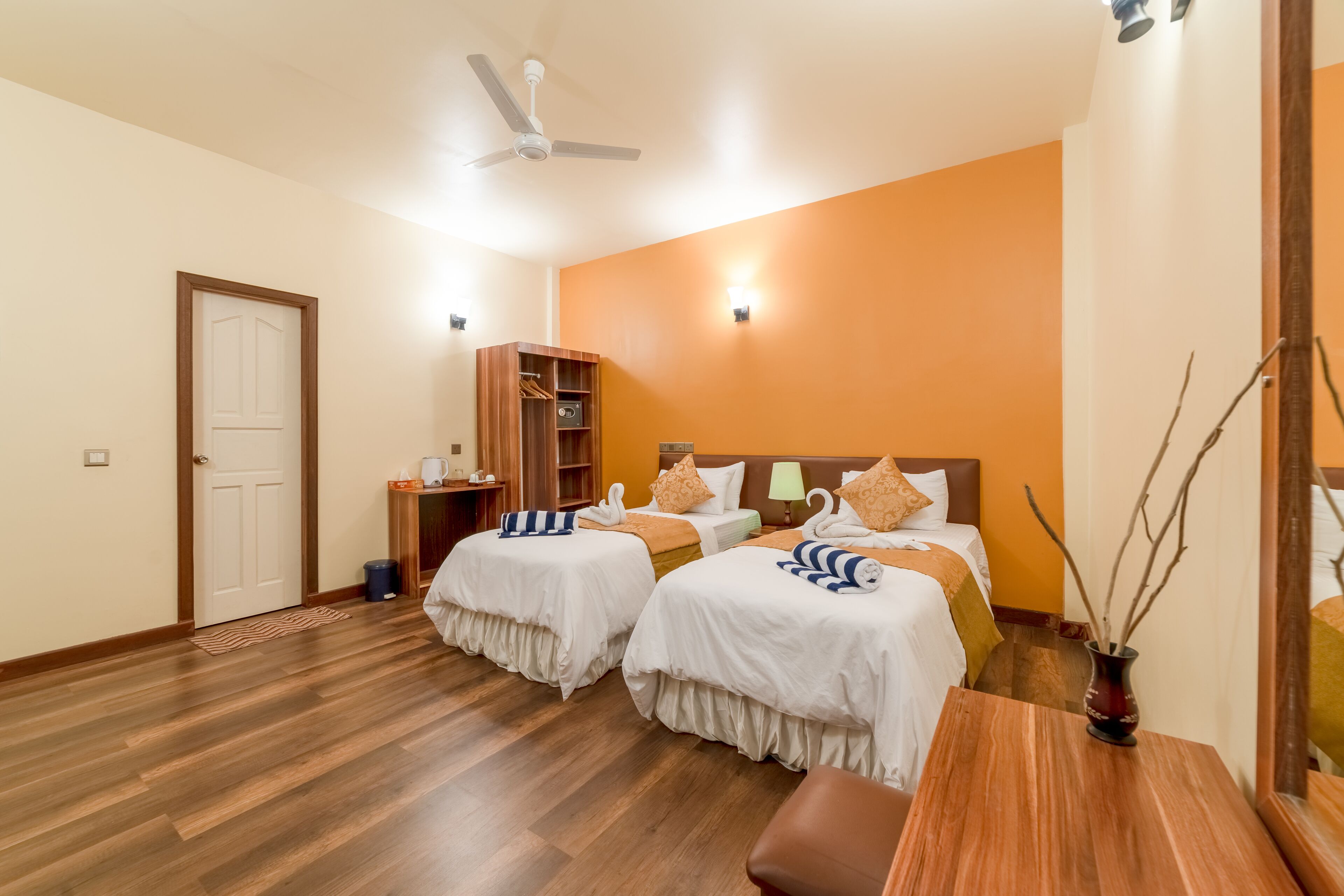 Ostrov Hotel