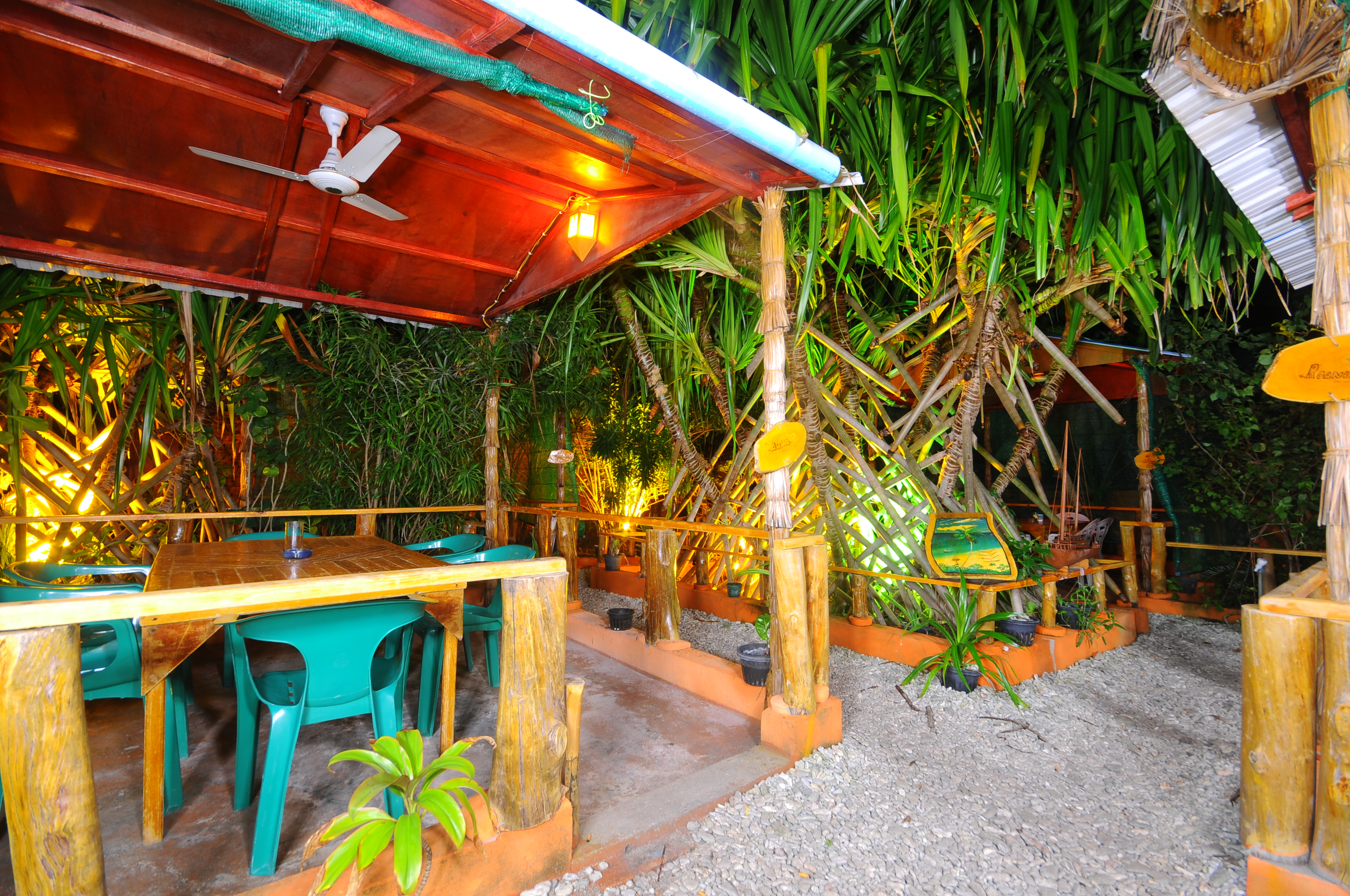 Ukulhas Inn