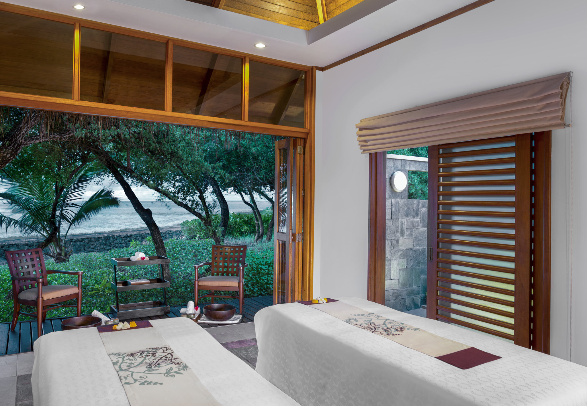 Sheraton Maldives Full Moon Resort & Spa
