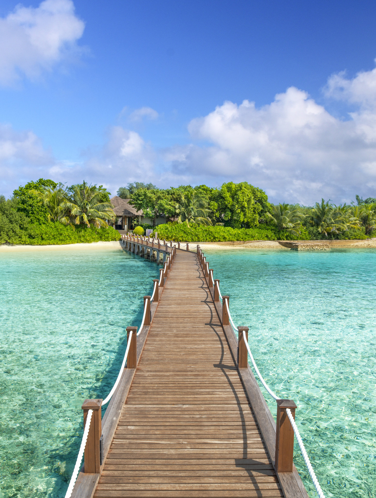 Sheraton Maldives Full Moon Resort & Spa