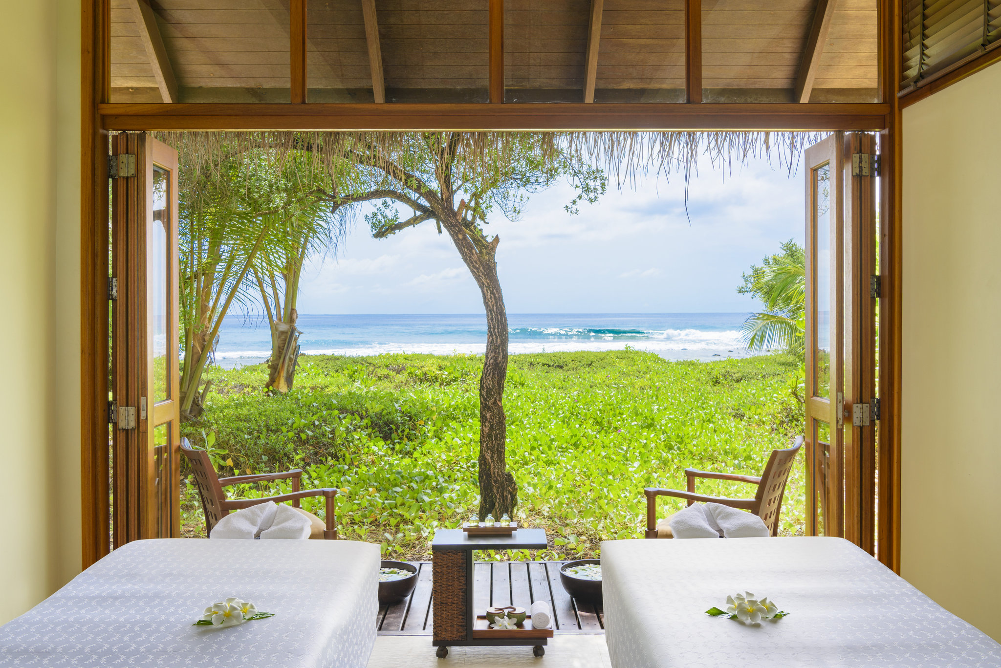 Sheraton Maldives Full Moon Resort & Spa