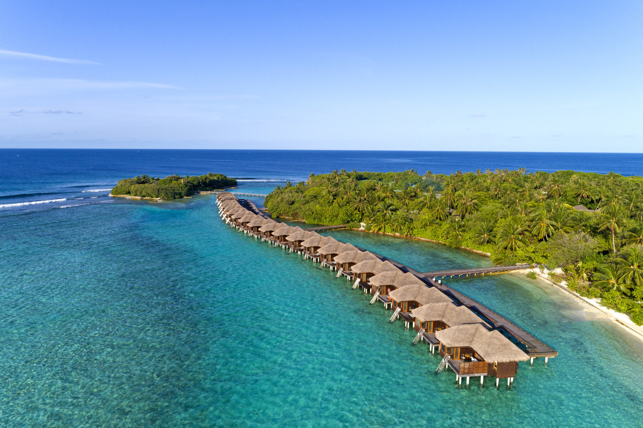 Sheraton Maldives Full Moon Resort & Spa