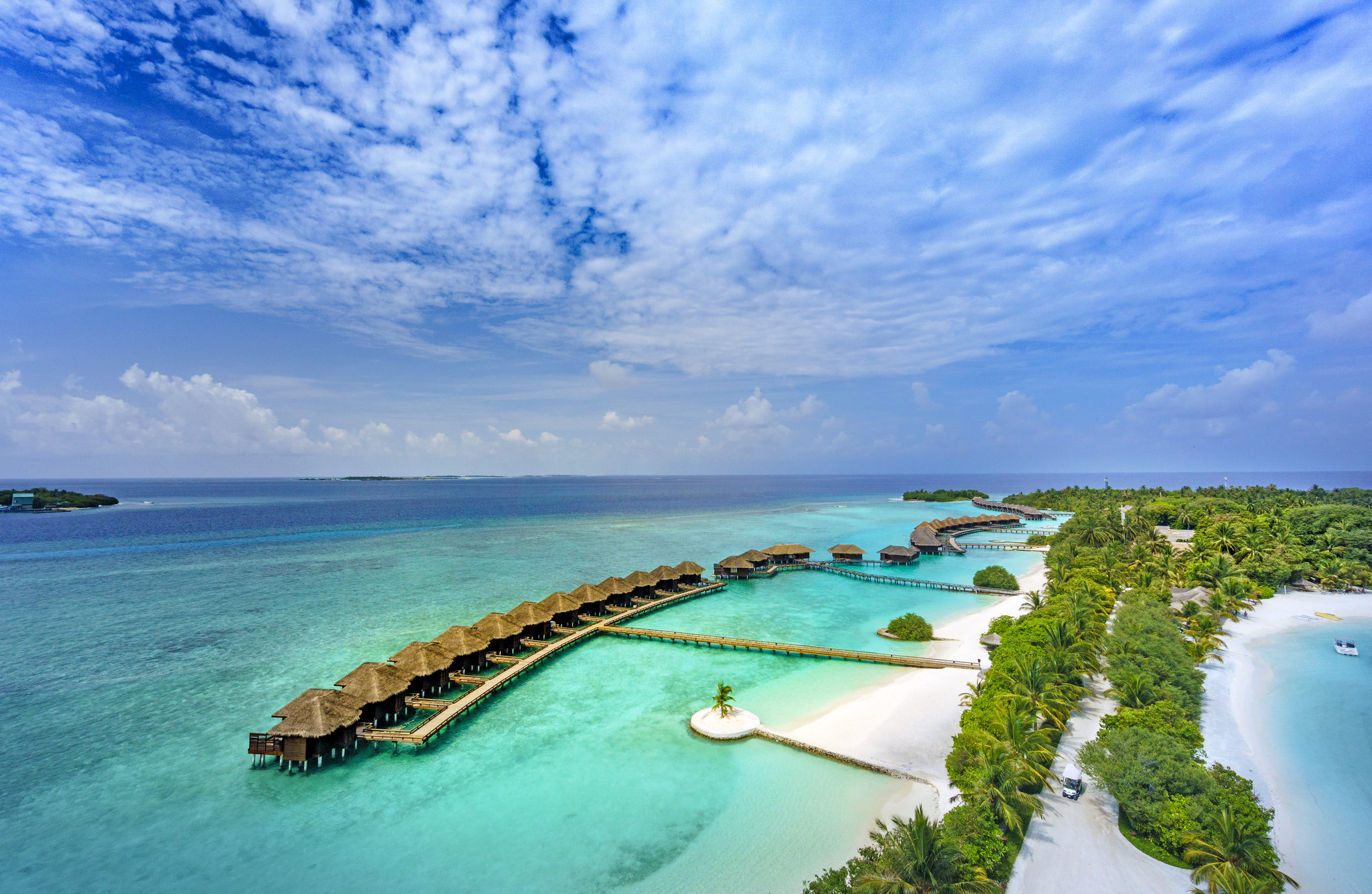 Sheraton Maldives Full Moon Resort & Spa