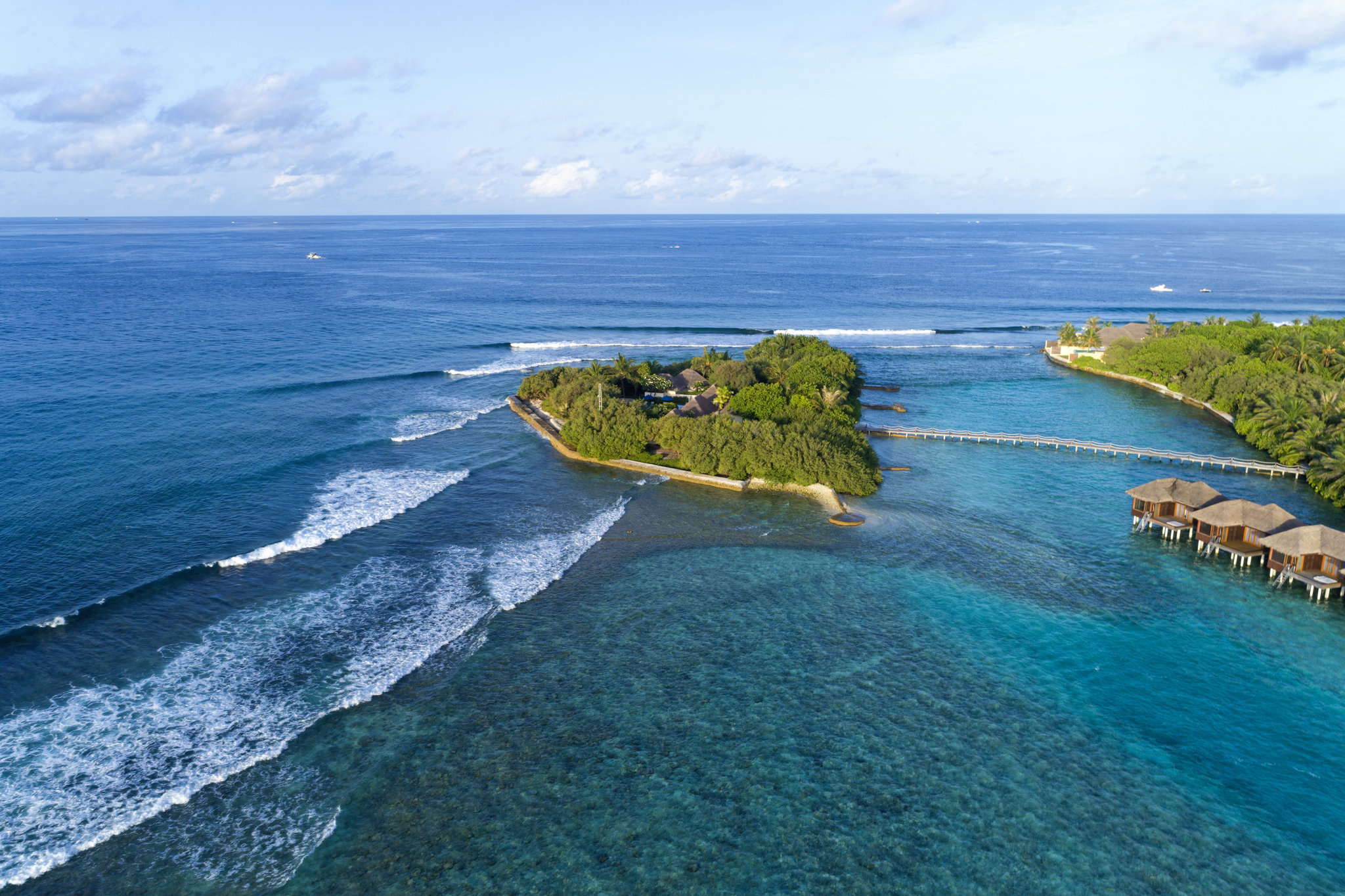 Sheraton Maldives Full Moon Resort & Spa