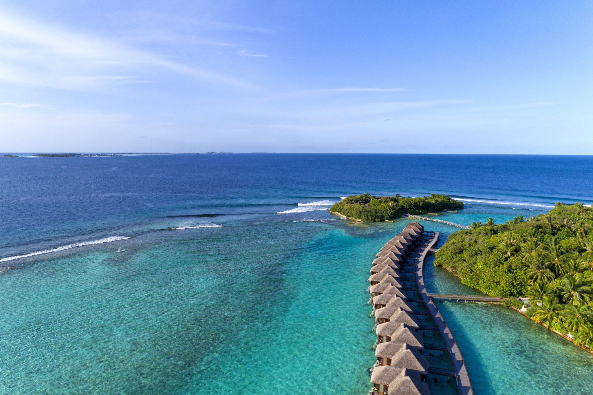 Sheraton Maldives Full Moon Resort & Spa