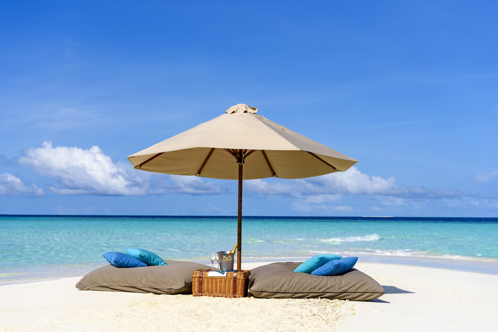 Sheraton Maldives Full Moon Resort & Spa