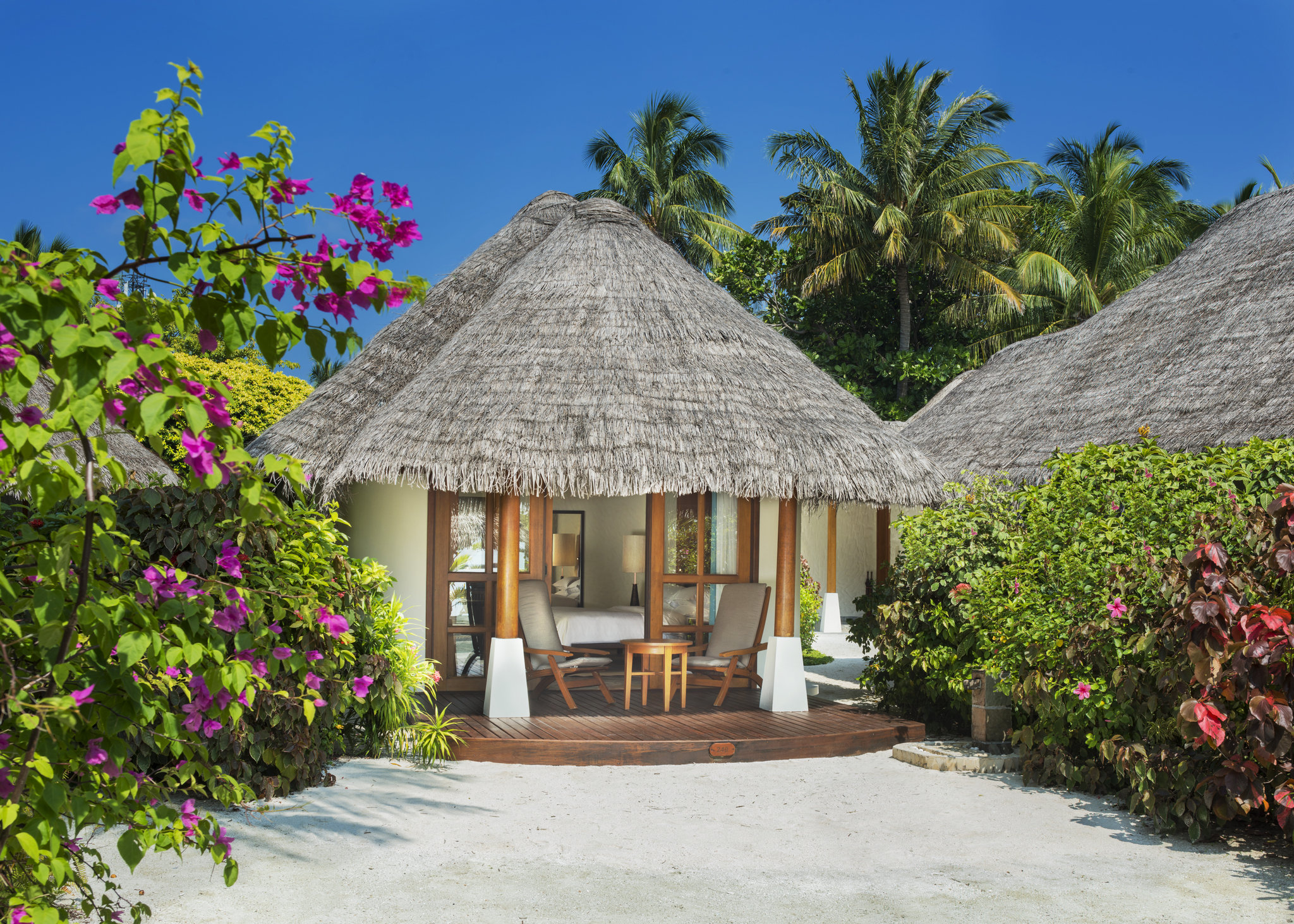 Sheraton Maldives Full Moon Resort & Spa