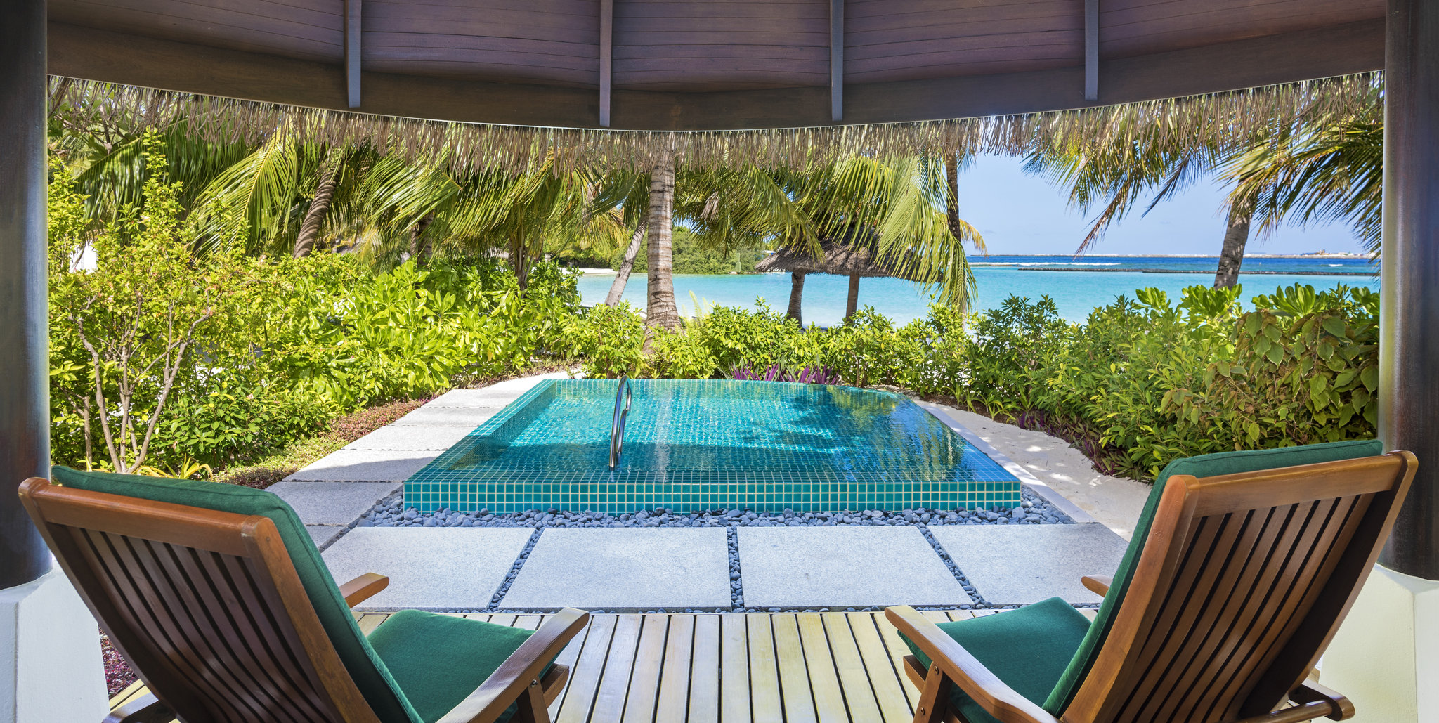 Sheraton Maldives Full Moon Resort & Spa