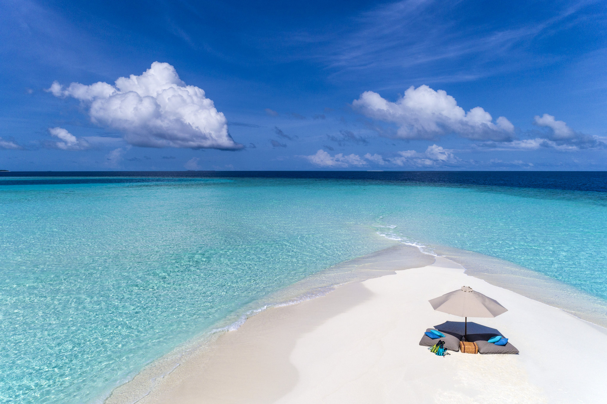 Sheraton Maldives Full Moon Resort & Spa