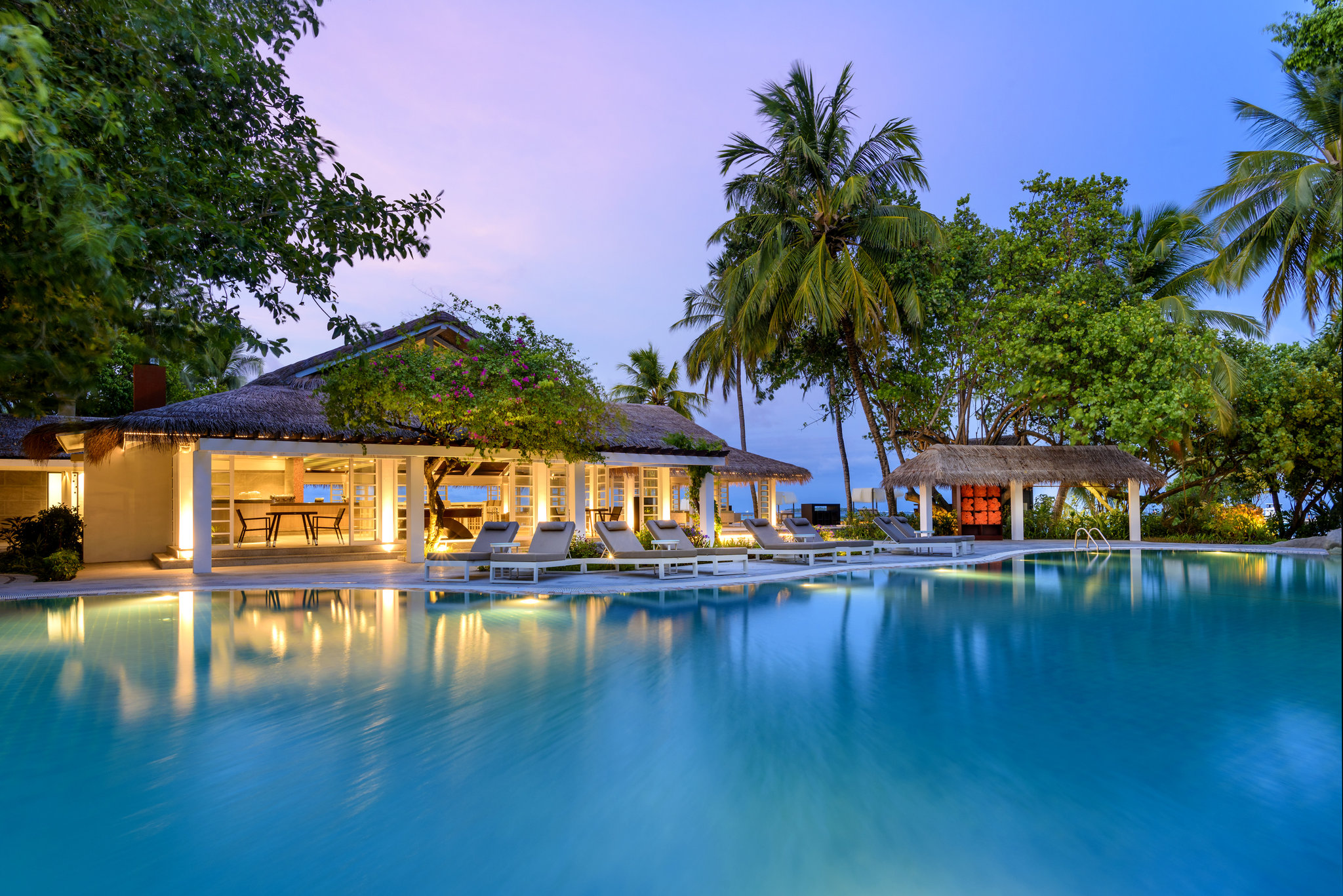 Sheraton Maldives Full Moon Resort & Spa
