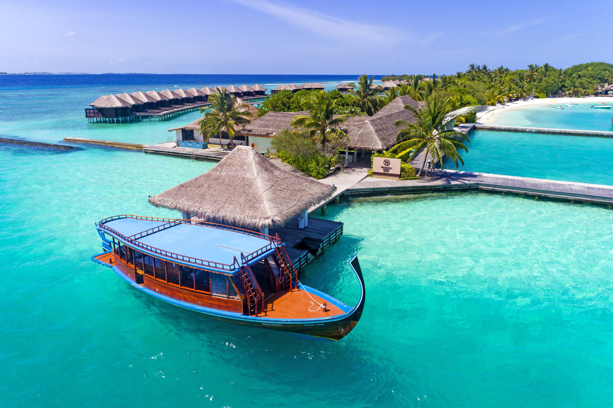 Sheraton Maldives Full Moon Resort & Spa