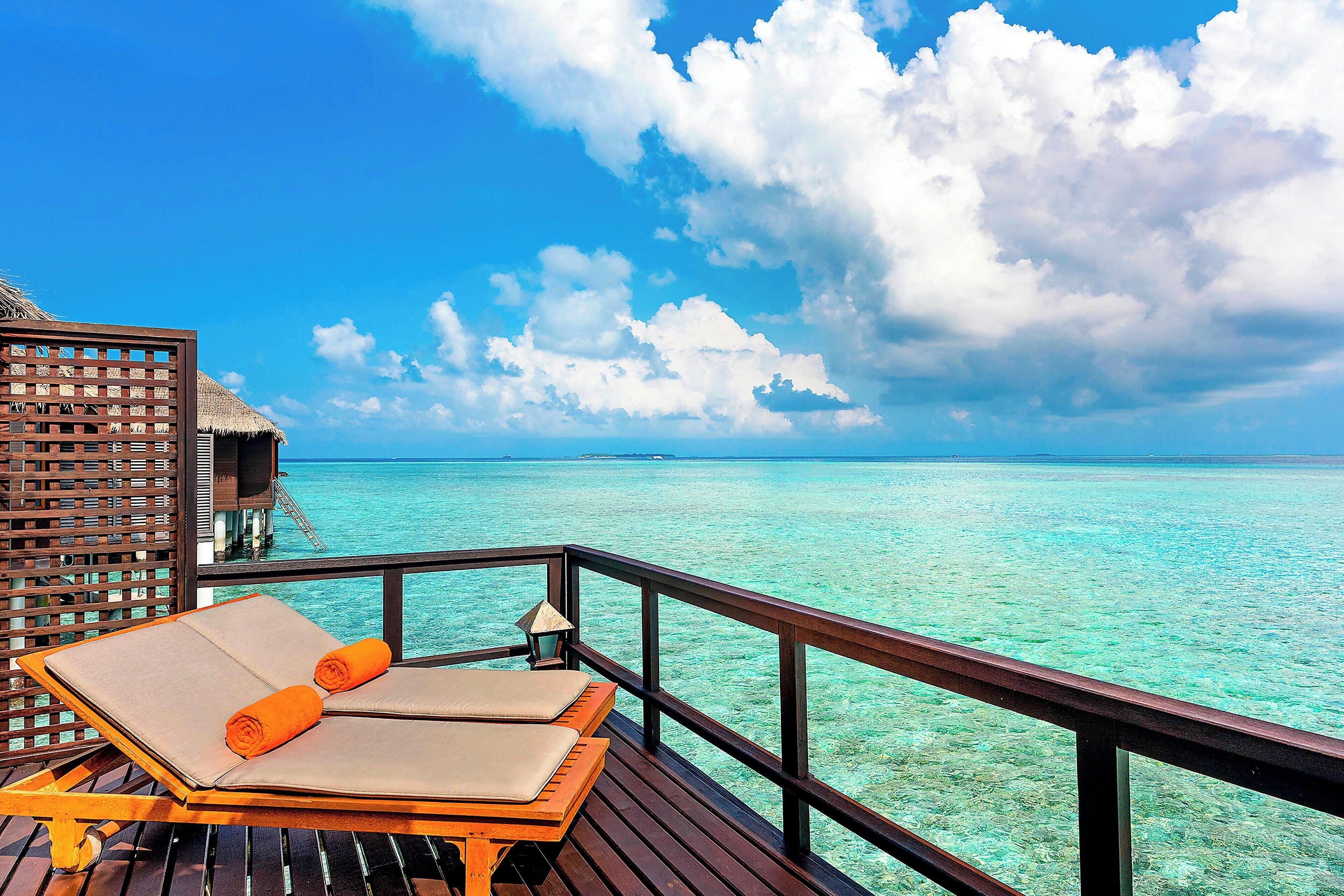 Sheraton Maldives Full Moon Resort & Spa