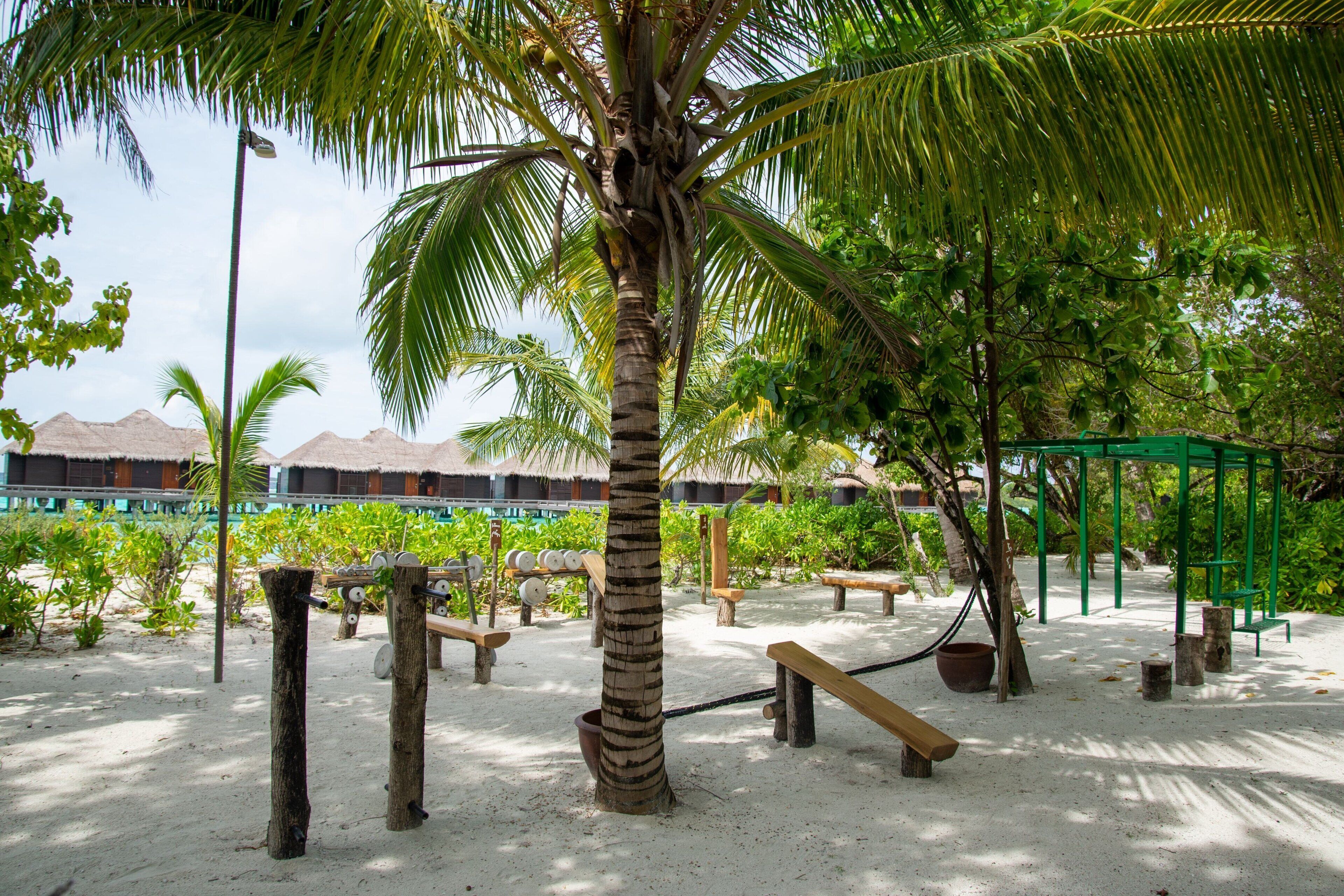 Sheraton Maldives Full Moon Resort & Spa