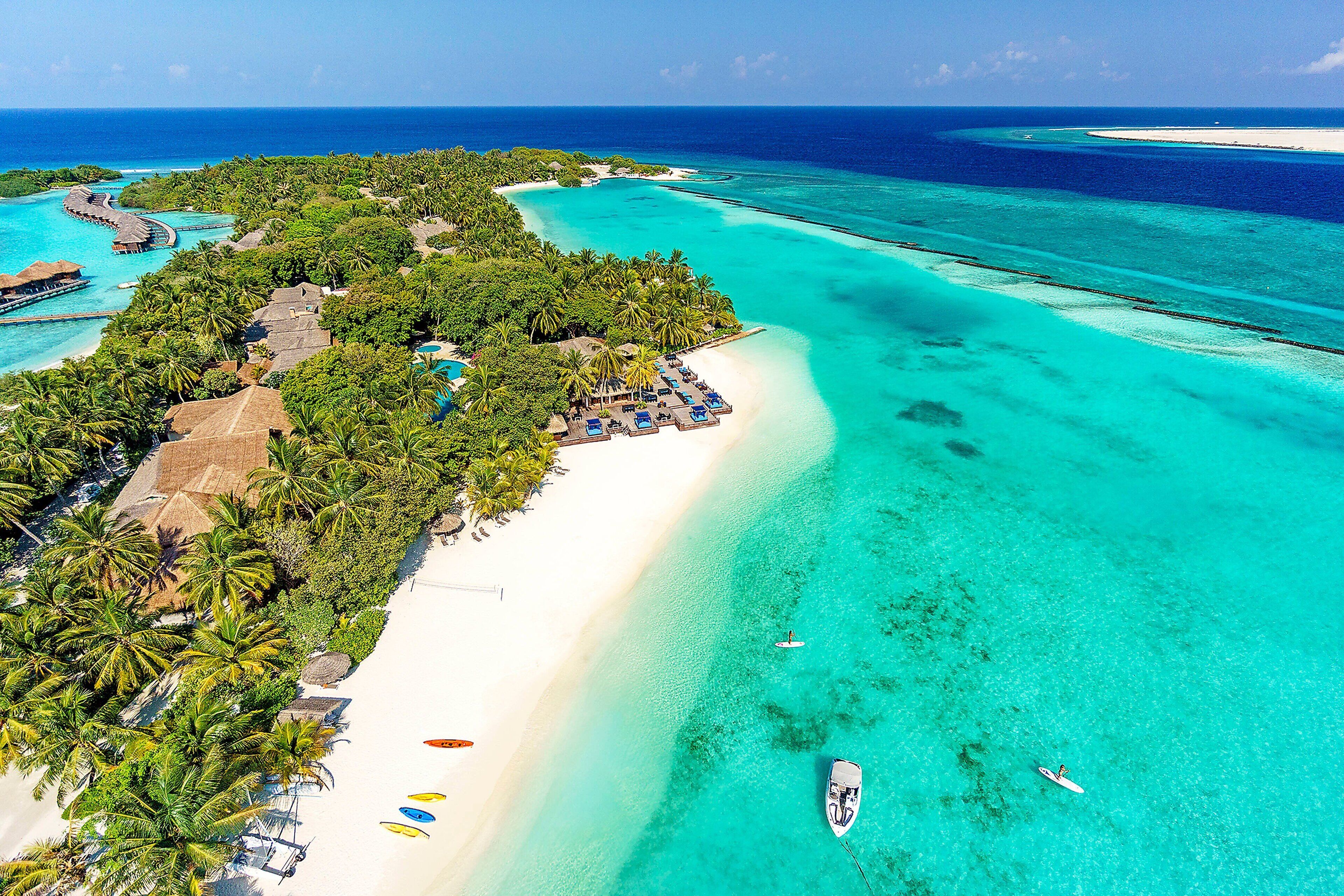Sheraton Maldives Full Moon Resort & Spa