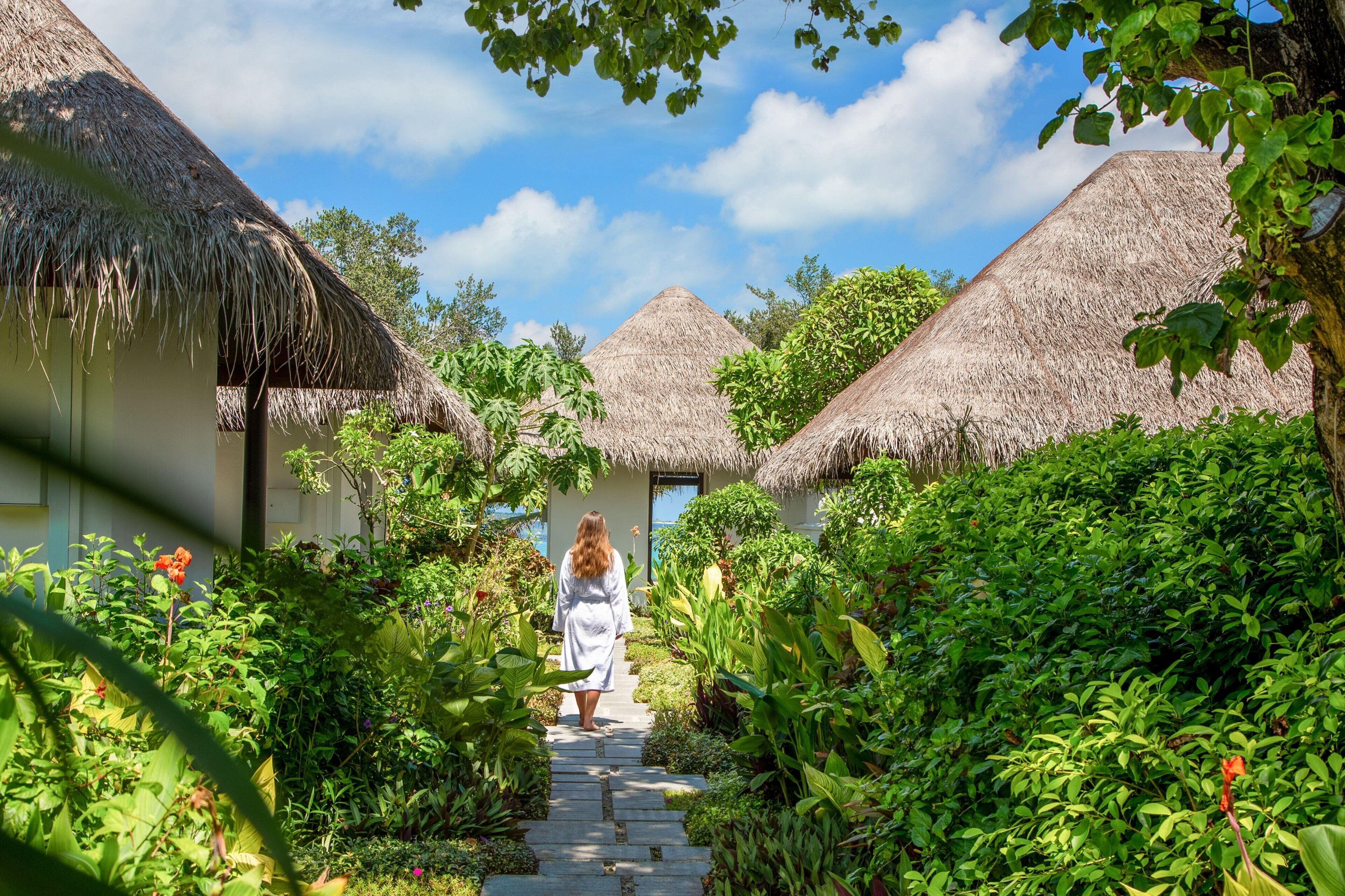 Sheraton Maldives Full Moon Resort & Spa
