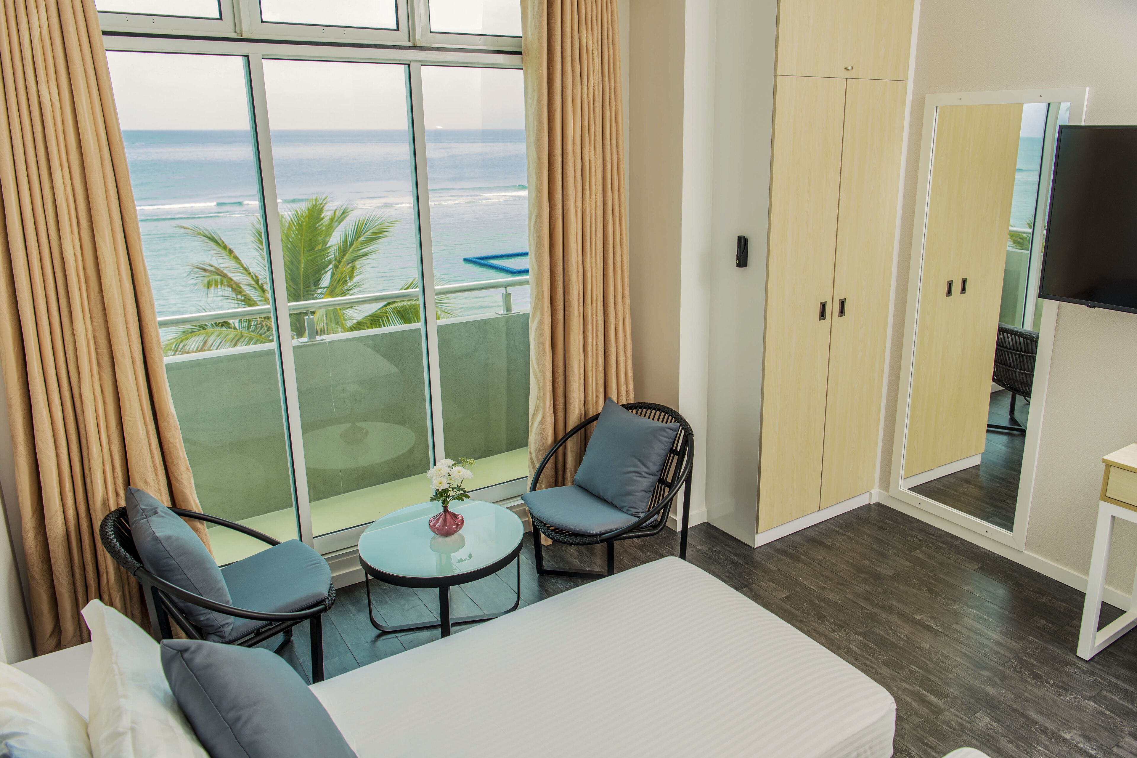 Acacia Beach Hotel