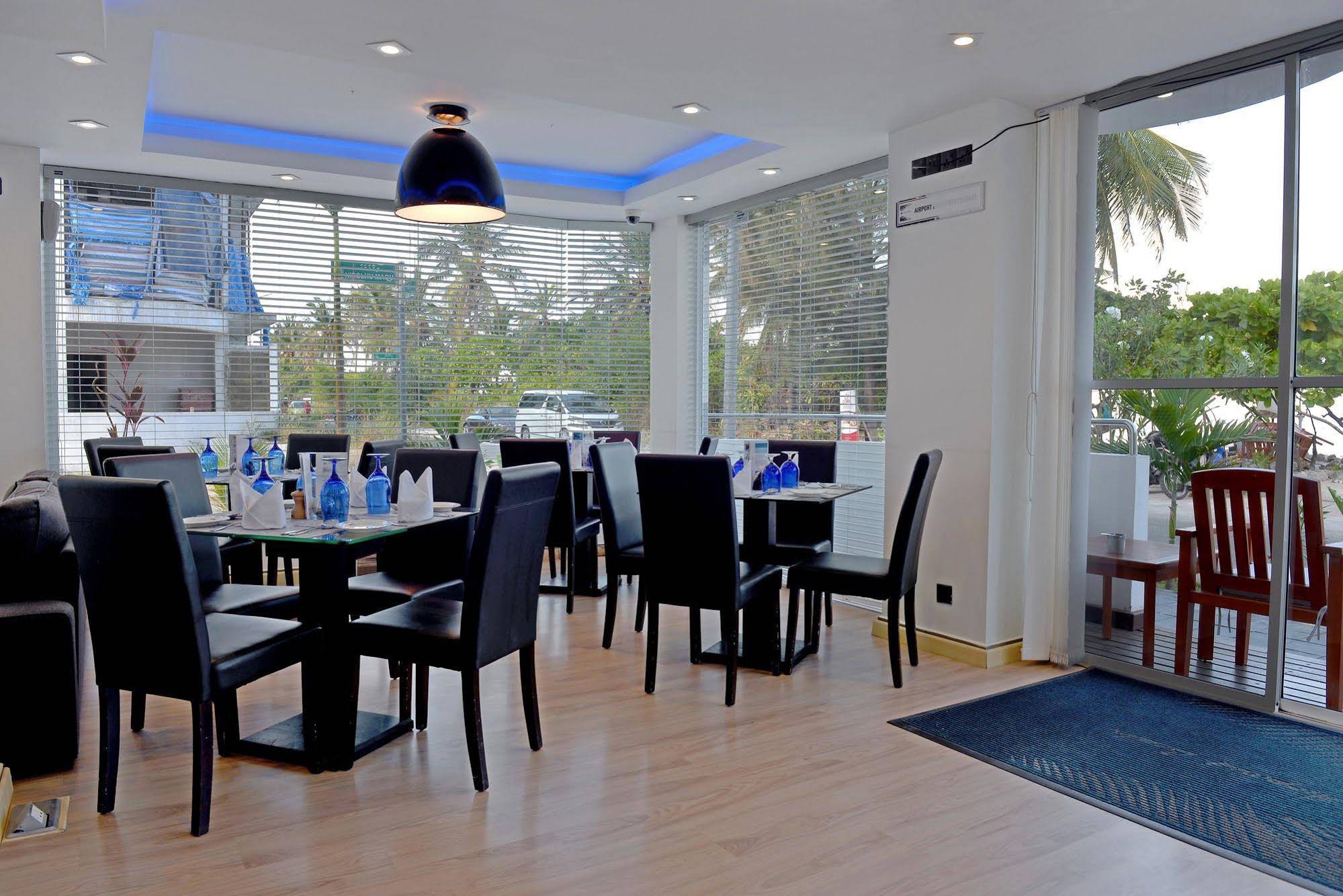 Airport Beach Hotel