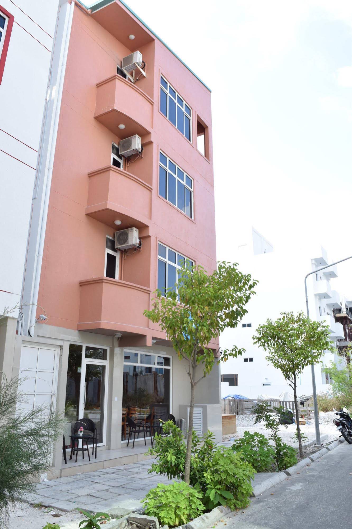 Beach Arena Inn