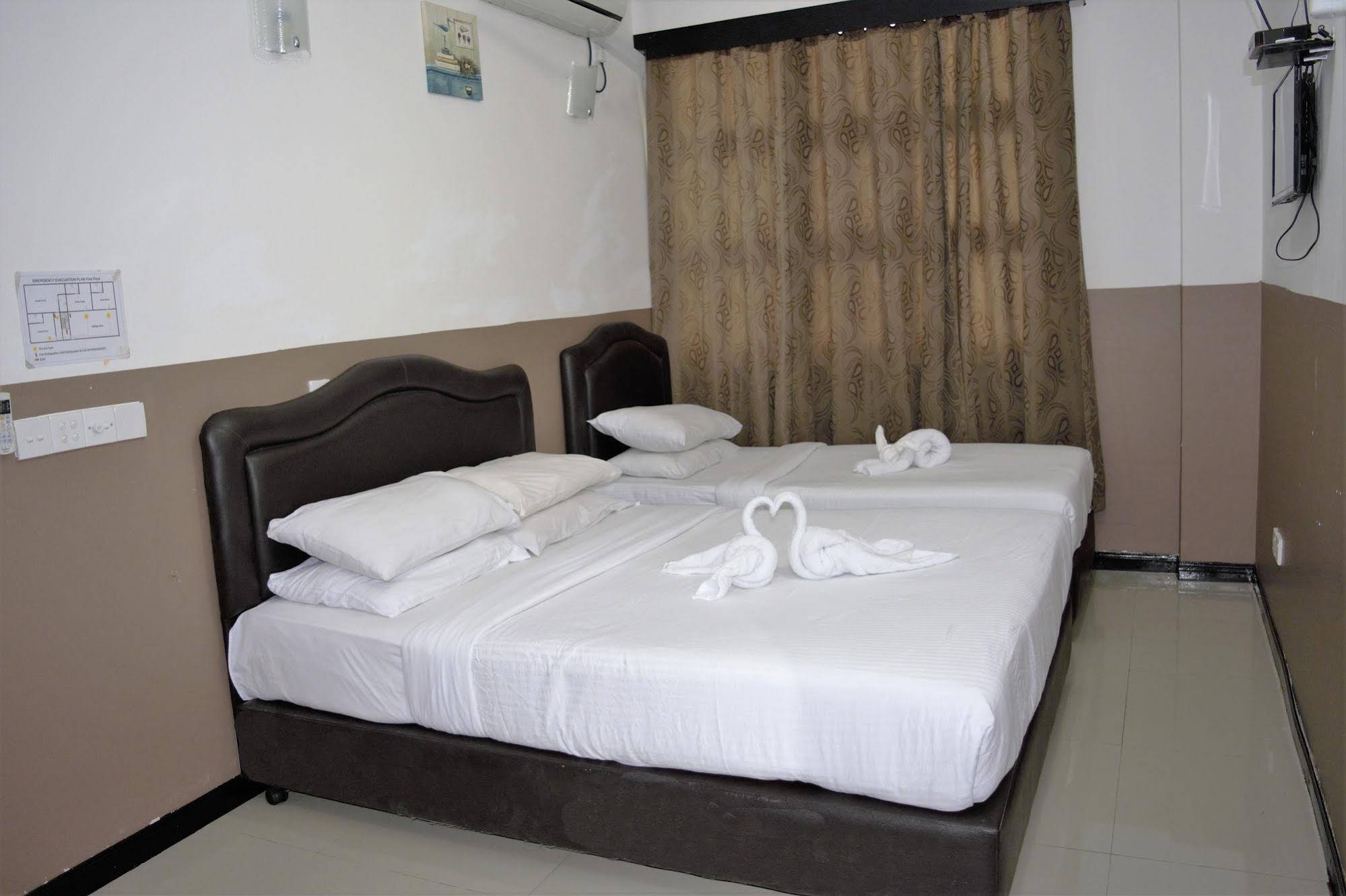 Beach Arena Inn