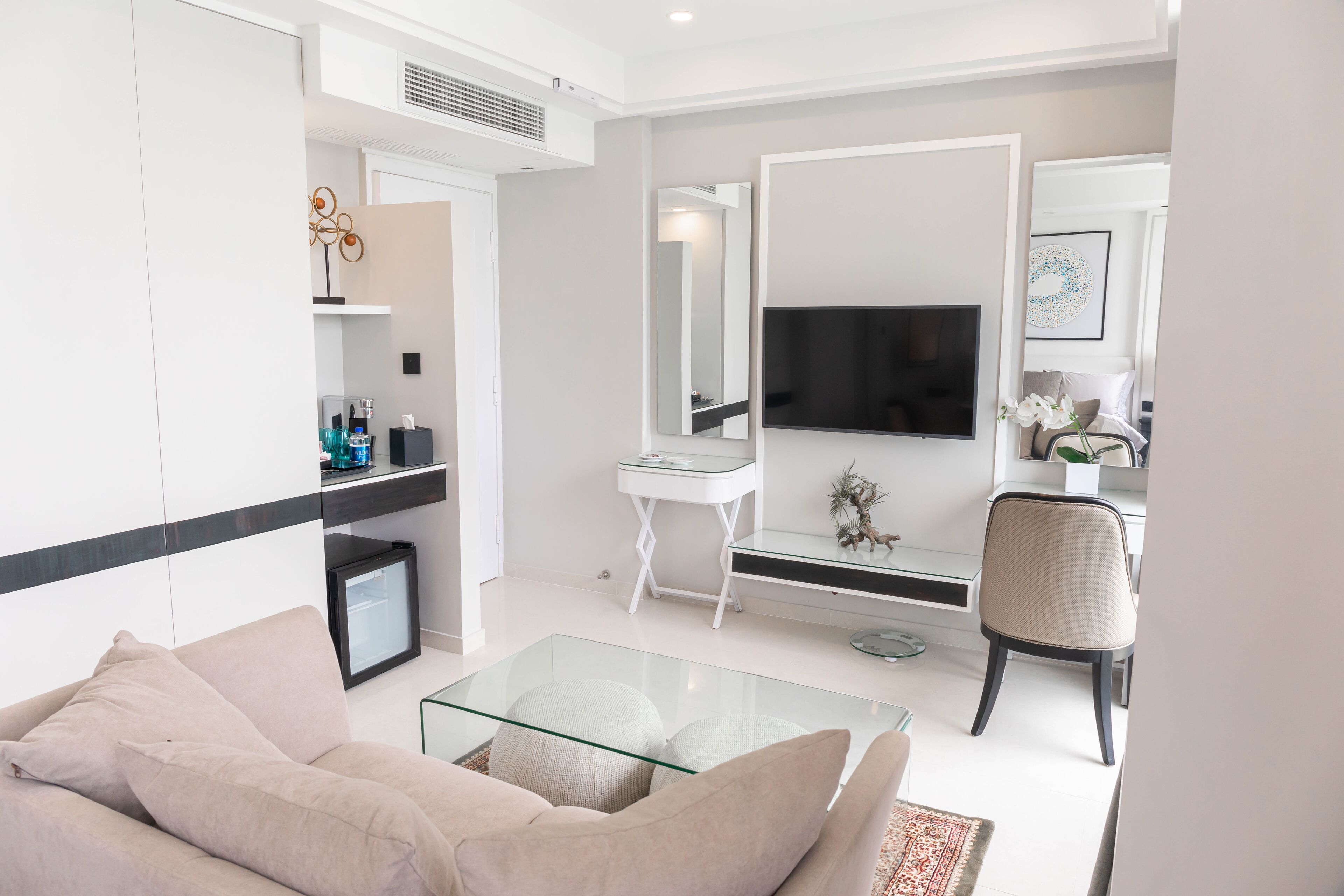Azuvia Beach Retreat
