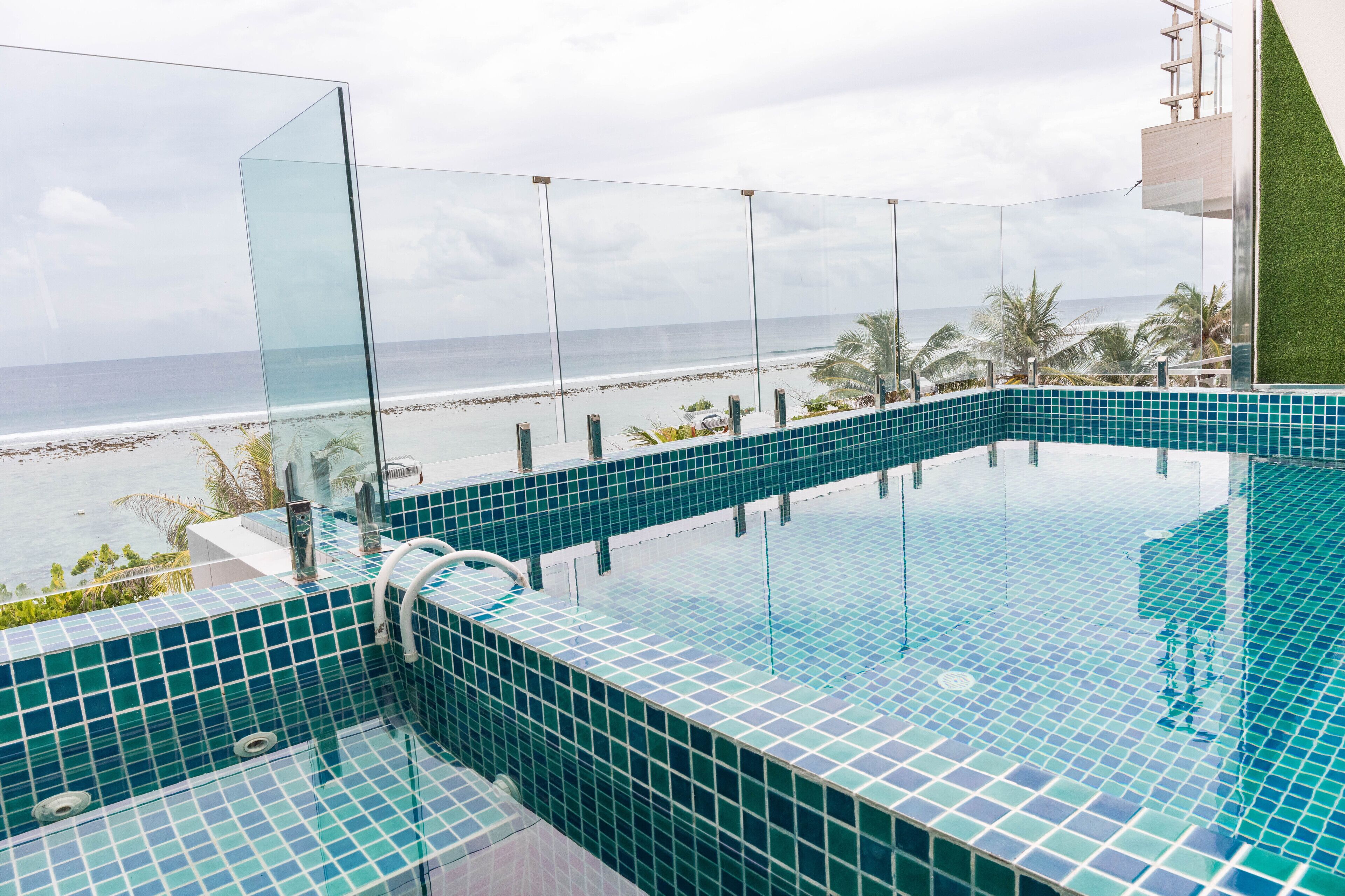 Azuvia Beach Retreat