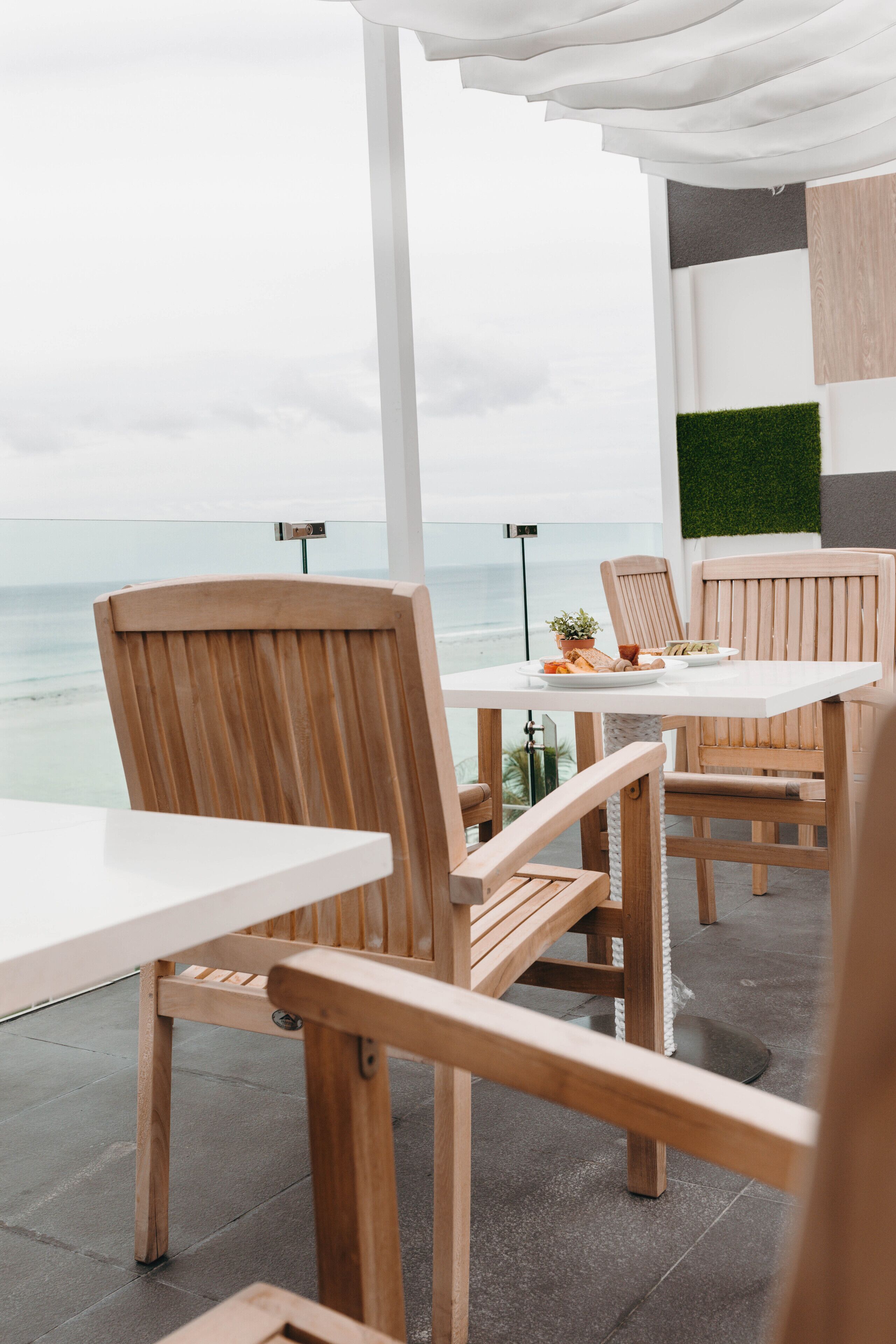 Azuvia Beach Retreat