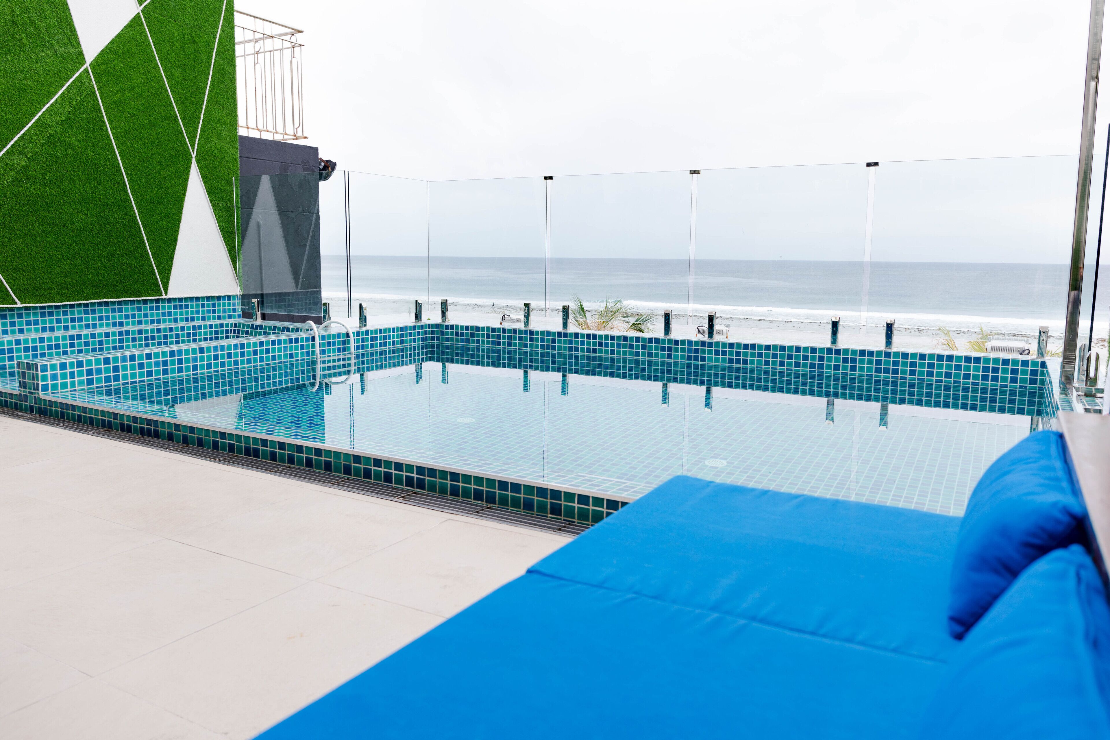 Azuvia Beach Retreat