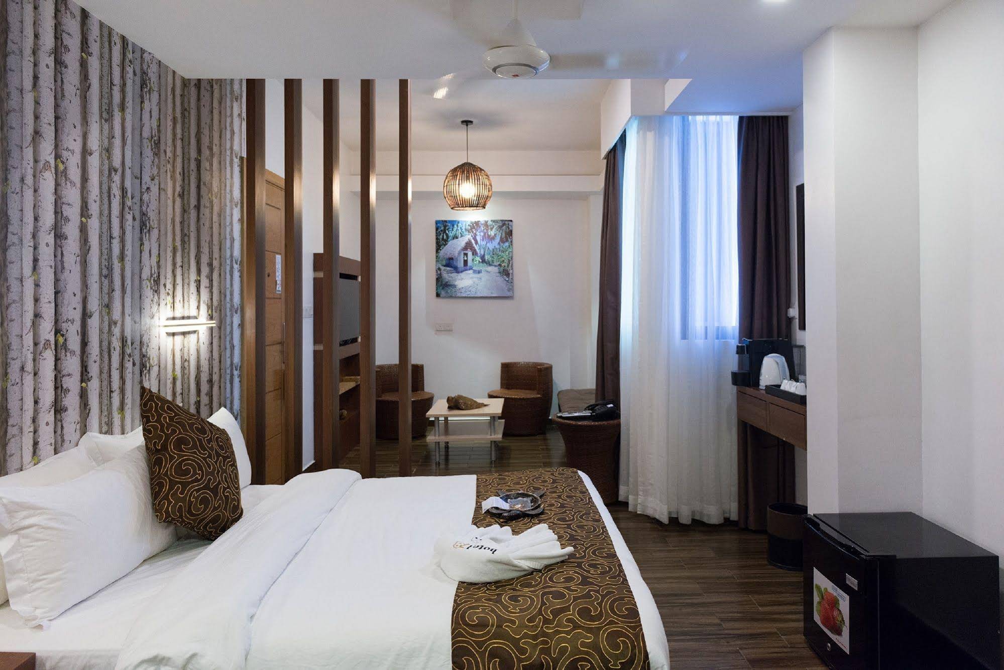 Hotel 78