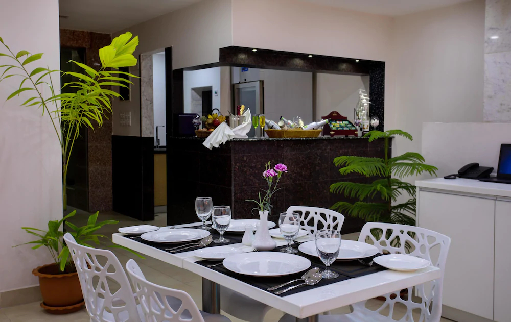 Novina Hotel