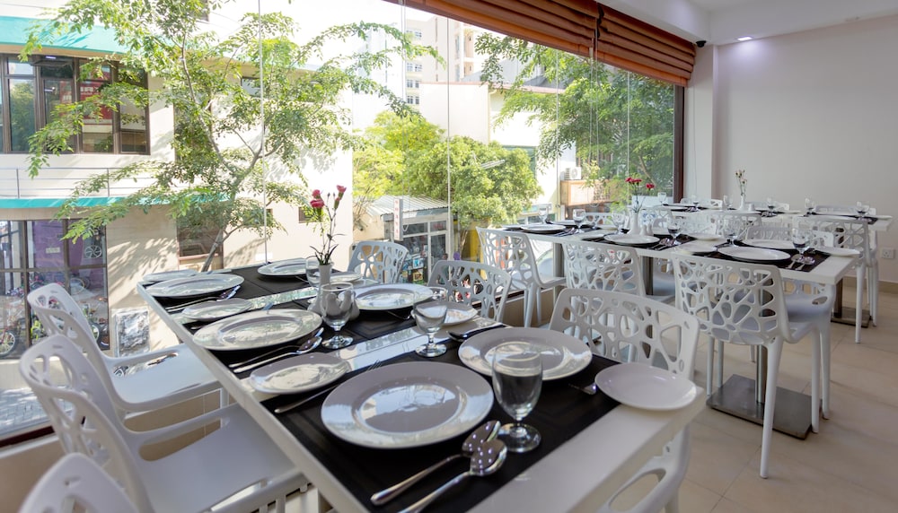 Novina Hotel