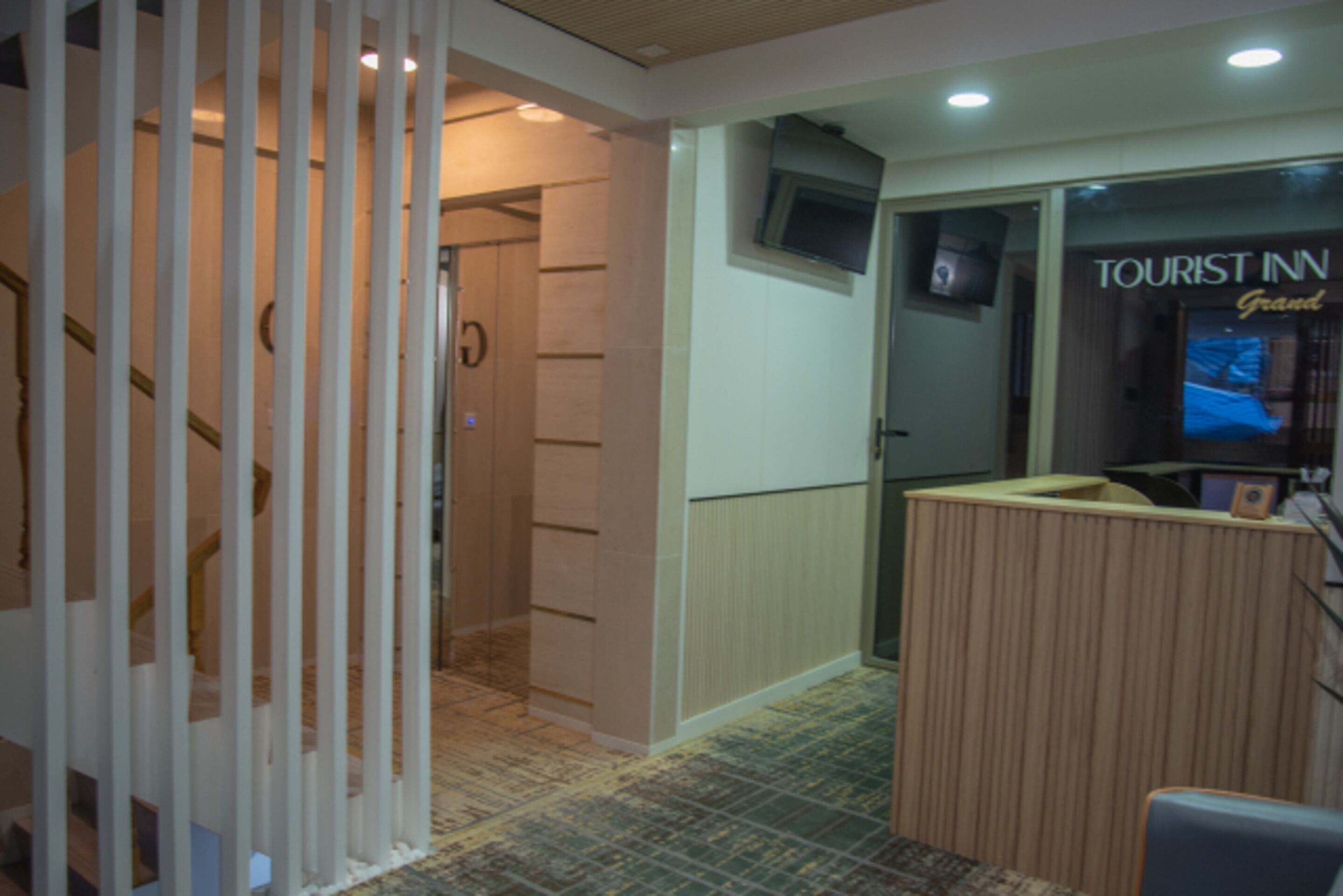 Tourist Inn Grand