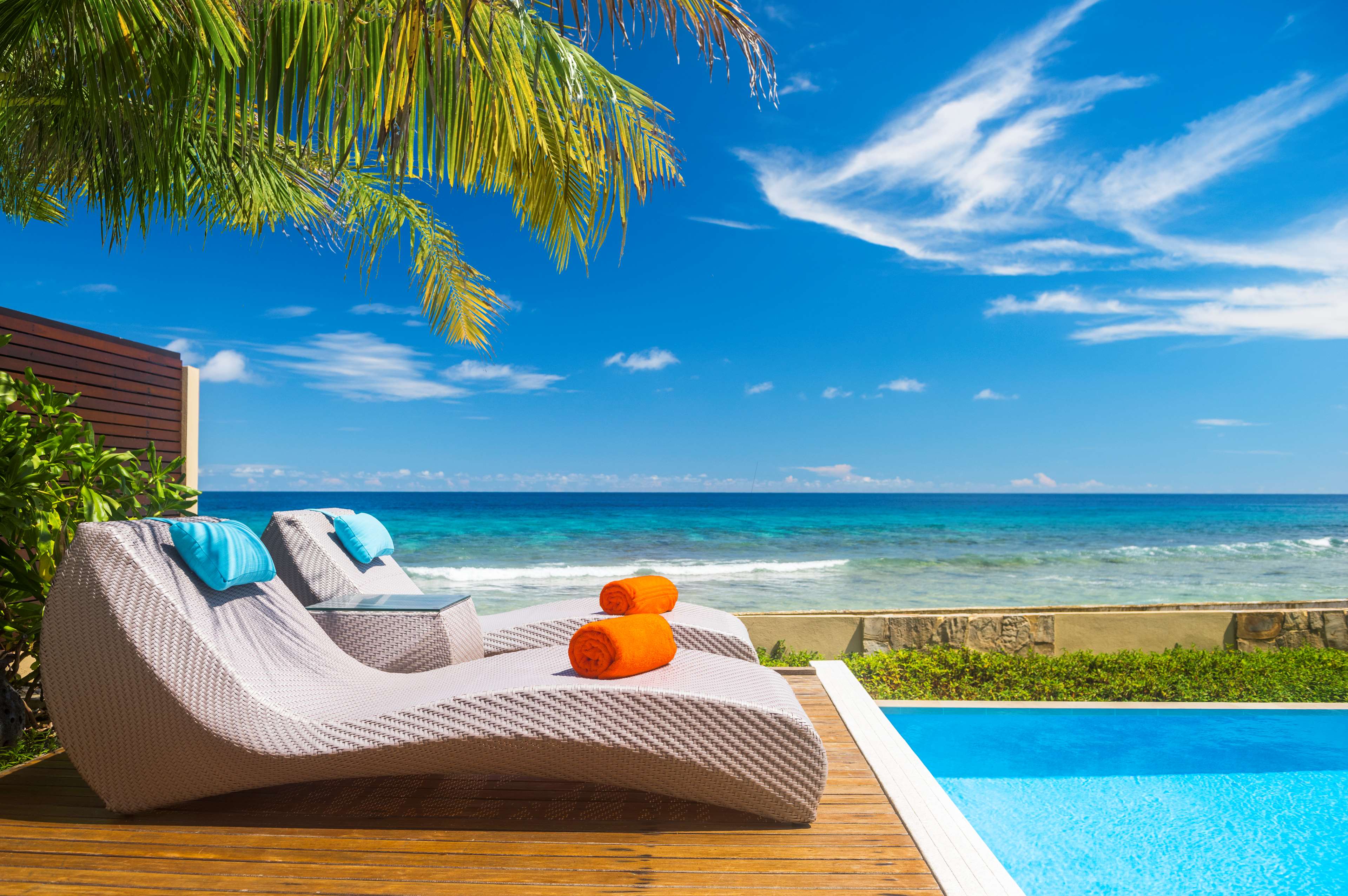 Sheraton Maldives Full Moon Resort & Spa