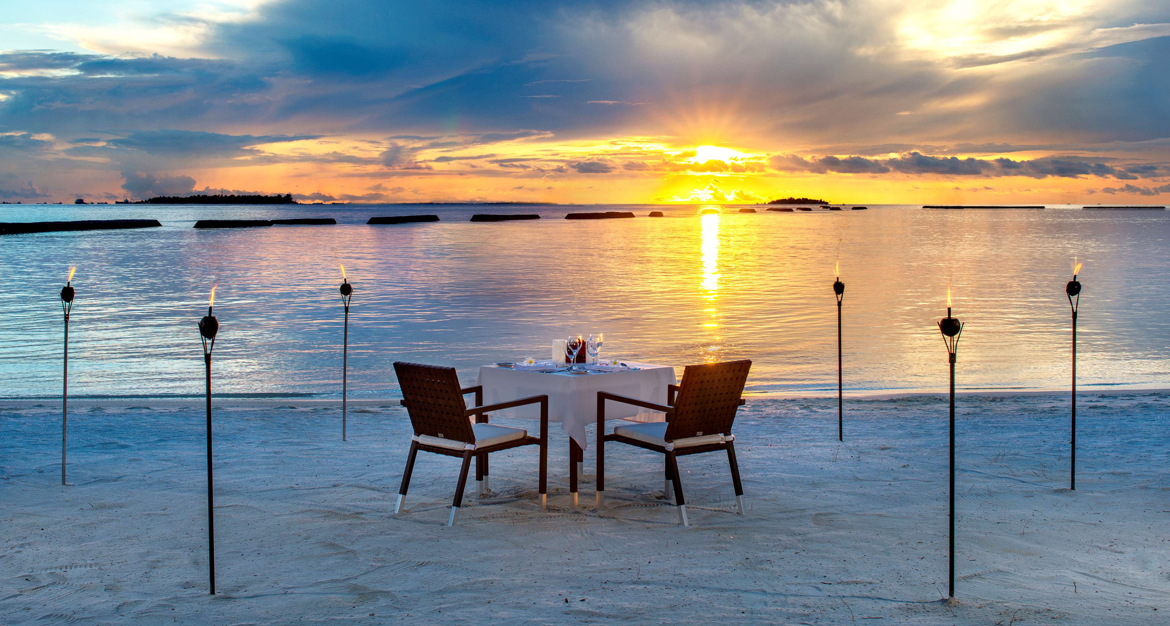 Sheraton Maldives Full Moon Resort & Spa