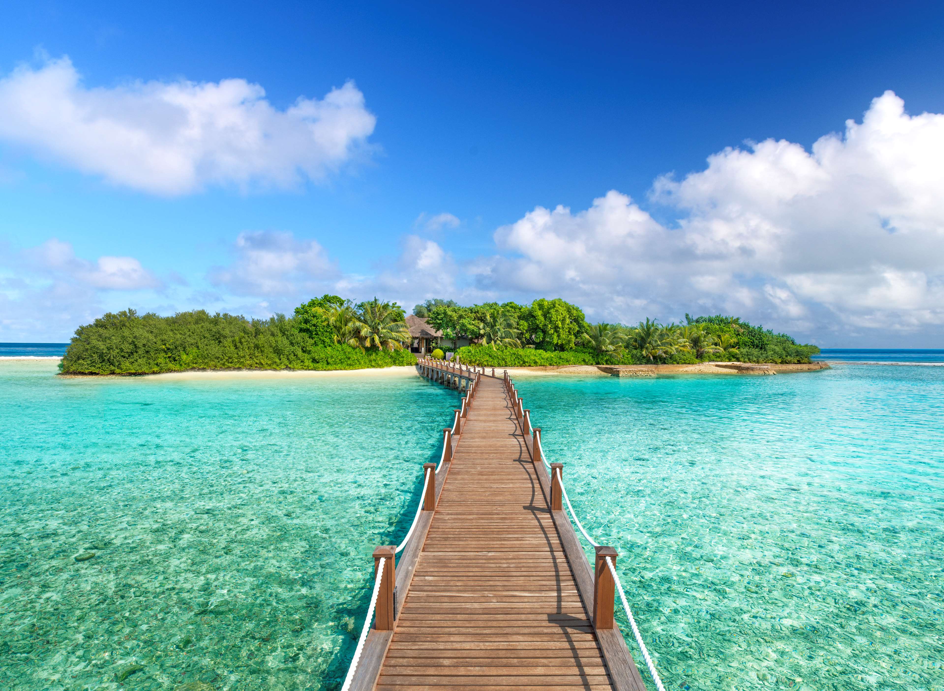 Sheraton Maldives Full Moon Resort & Spa