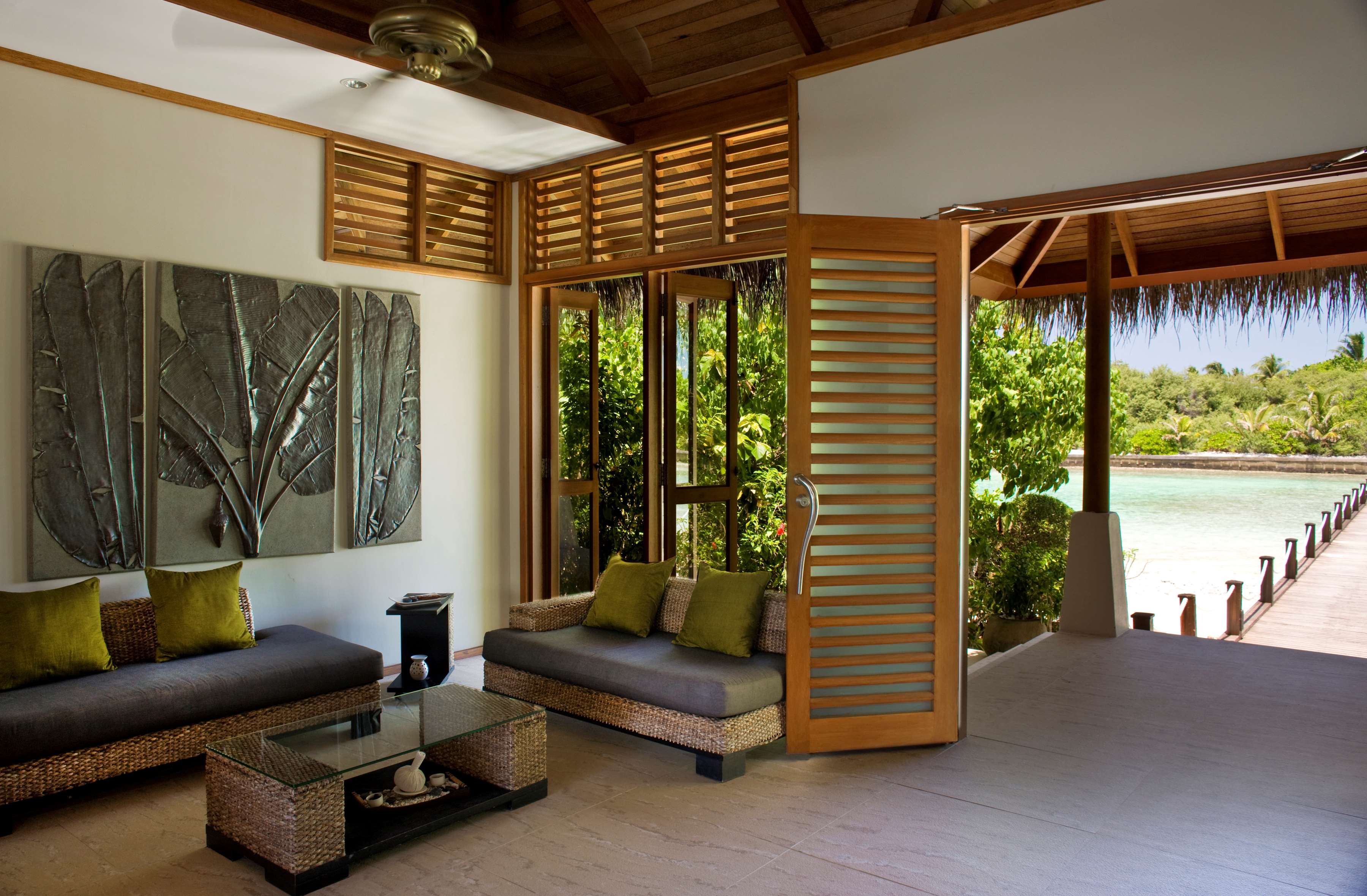 Sheraton Maldives Full Moon Resort & Spa