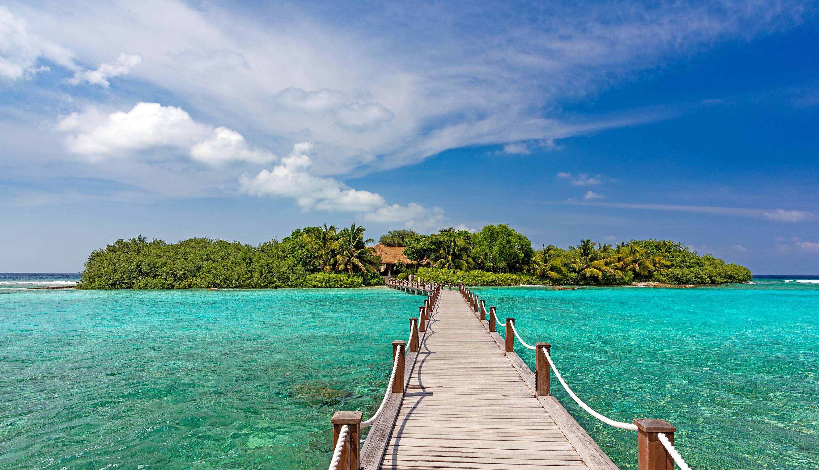 Sheraton Maldives Full Moon Resort & Spa