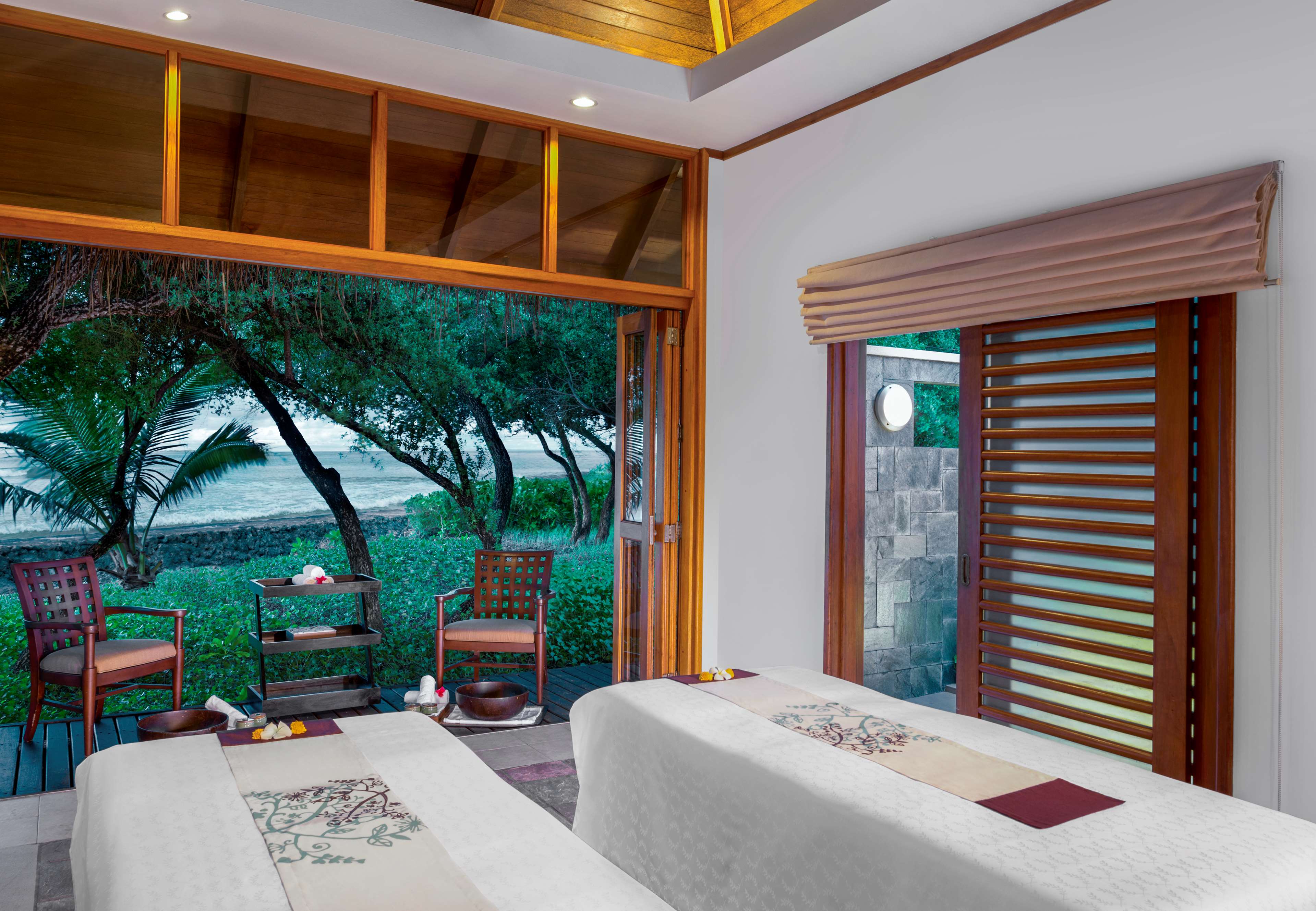 Sheraton Maldives Full Moon Resort & Spa