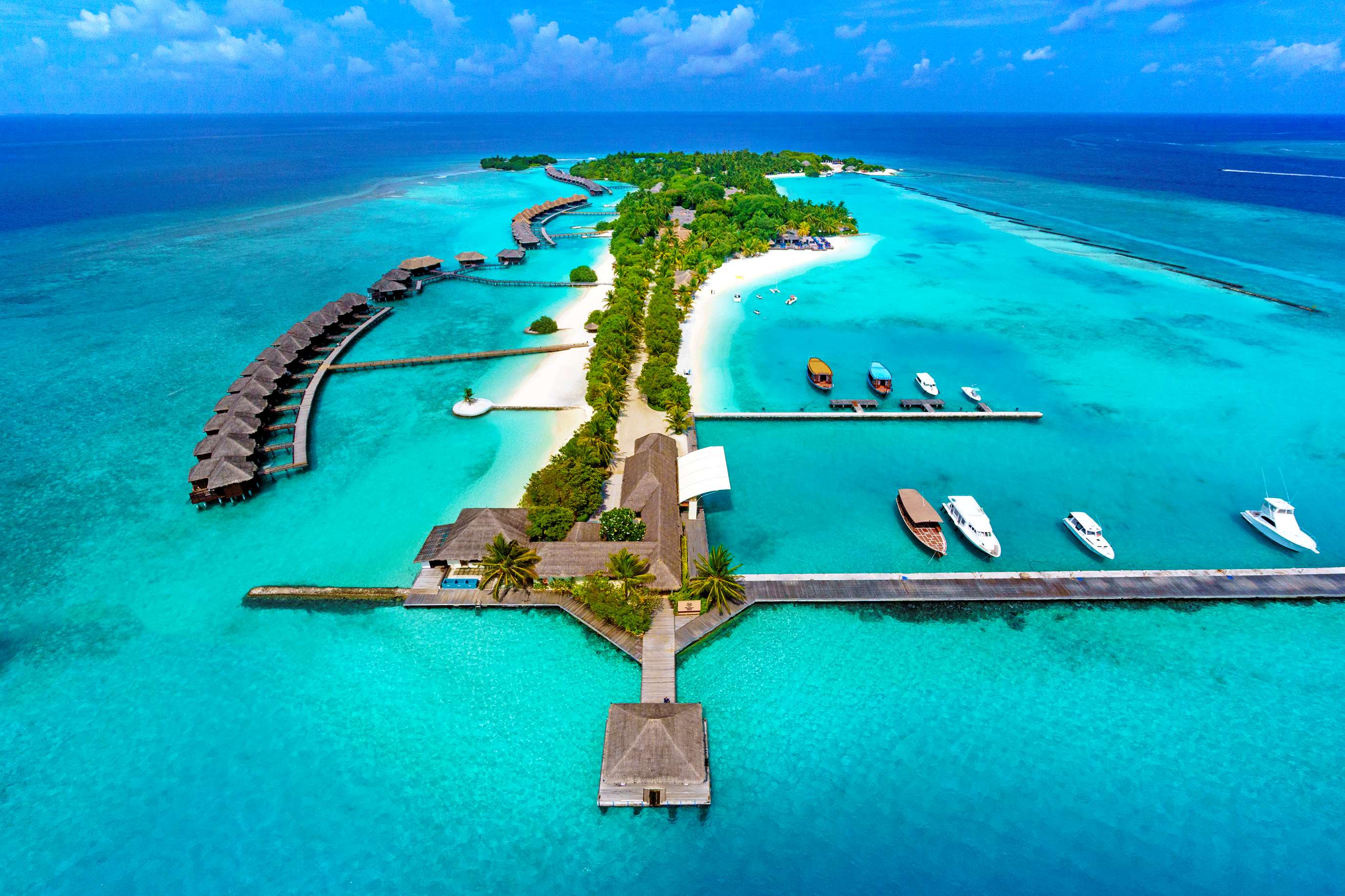 Sheraton Maldives Full Moon Resort & Spa